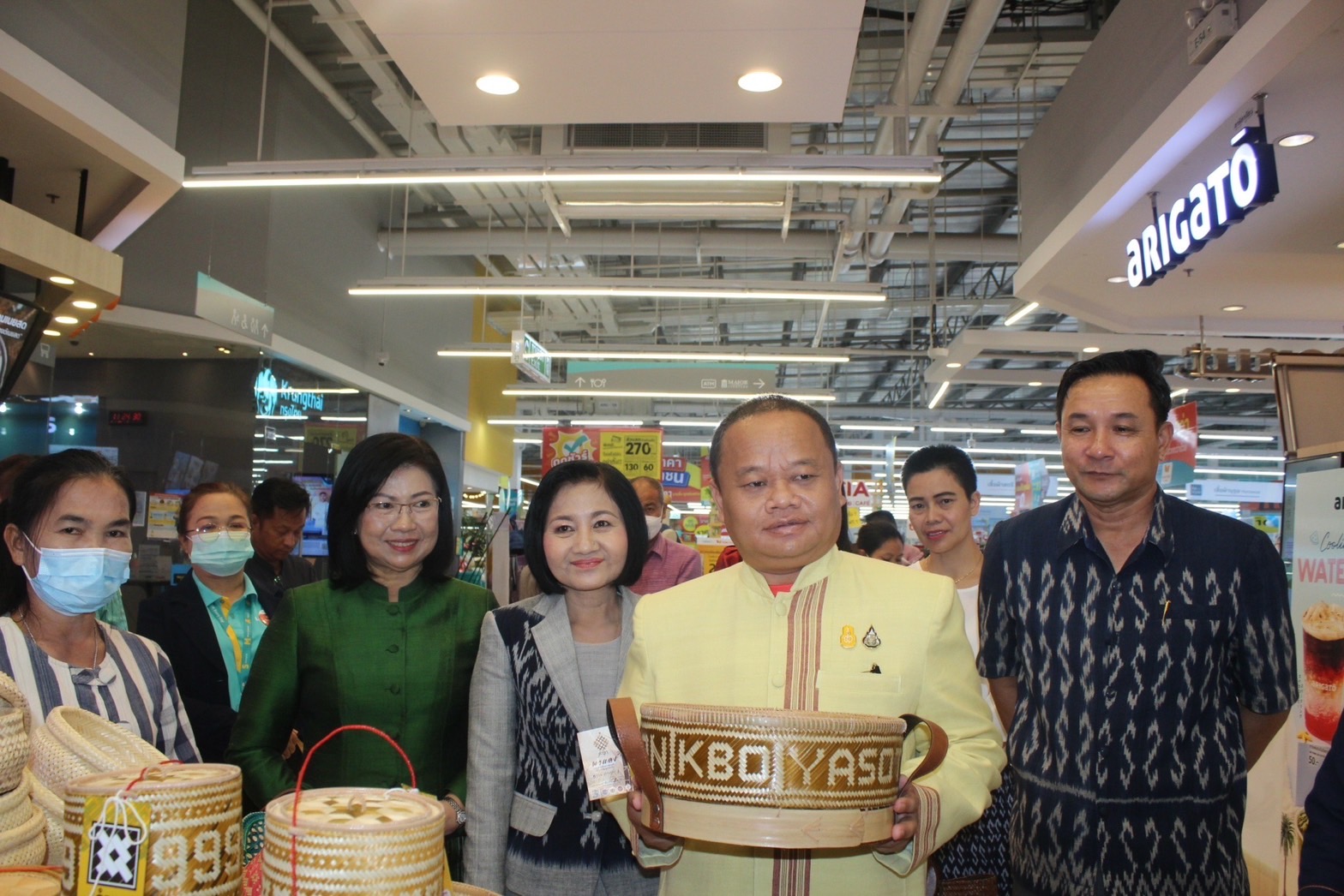 ?พช.ยโสธร ดำเนินกิจกรรม ทดสอบตลาด ตามโครงการพัฒนาผลิตภัณฑ์สินค้าชุมชนกิจกรรมส่งเสริมกระบวนการเครือข่ายองค์ความรู้ (Knowledge – Based OTOP : KBO) กิจกรรมย่อย พัฒนาผลิตภัณฑ์ OTOP โดยเครือข่ายองค์ความรู้ KBO จังหวัดยโสธร