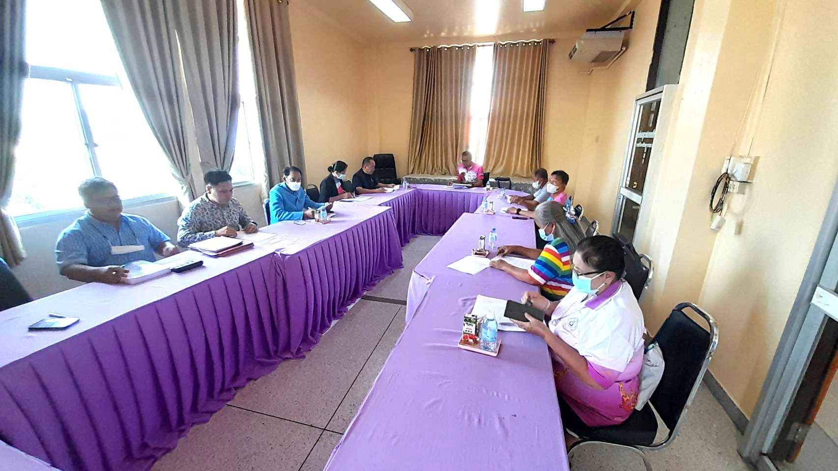 พช.ยโสธร ร่วมประชุมคณะกรรมการติดตามและประเมินผลแผนพัฒนาเทศบาลเมือง ยโสธร