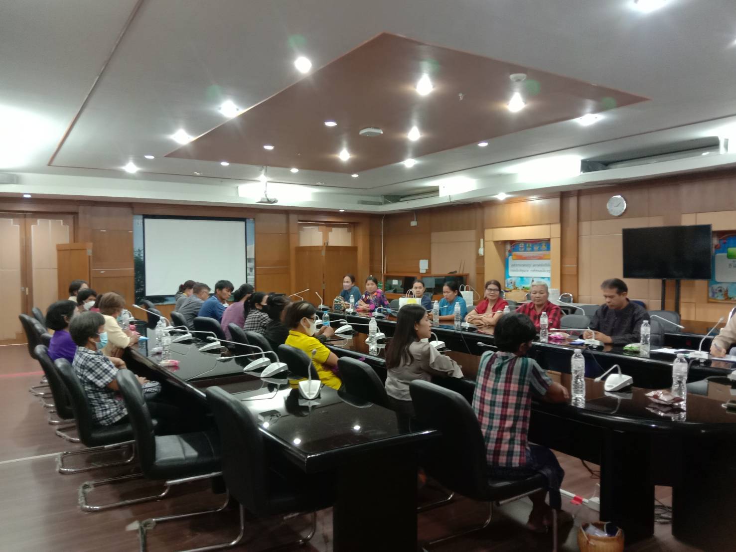 พช.ยโสธร ประชุมคัดเลือกผู้ผลิต ผู้ประกอบการ OTOP จังหวัดยโสธร เพื่อร่วมจำหน่ายผลิตภัณฑ์ในงาน OTOP Midyear 2023