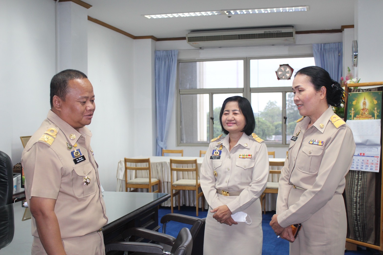 พช.ยโสธร ต้อนรับข้าราชการที่ย้ายมาปฏิบัติหน้าที่ ณ สำนักงานพัฒนาชุมชนจังหวัดยโสธร