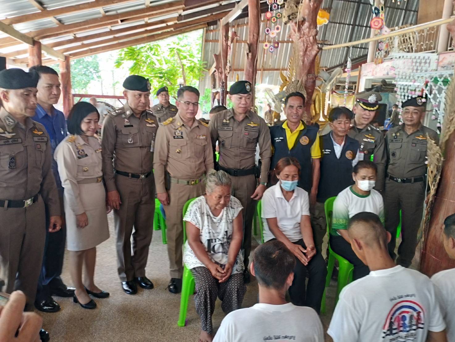 พช.ยโสธร ร่วมต้อนรับคณะตรวจเยี่ยมโครงการชุมชนยั่งยืน เพื่อแก้ไขปัญหายาเสพติดแบบครบวงจร ตามยุทธศาสตร์ชาติ ในพื้นที่อำเภอทรายมูล จังหวัดยโสธร