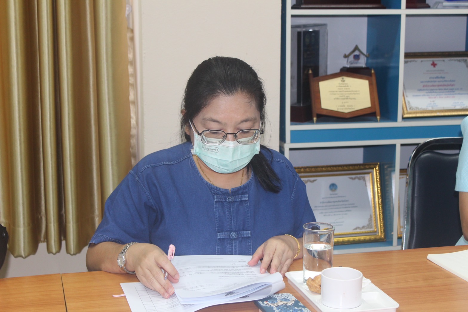 พช.ยโสธรประชุมคณะกรรมการคัดเลือกคนกองทุนพัฒนาบทบาทสตรีดีเด่น ระดับจังหวัดยโสธร วันที่ 12 พฤษภาคม 2566