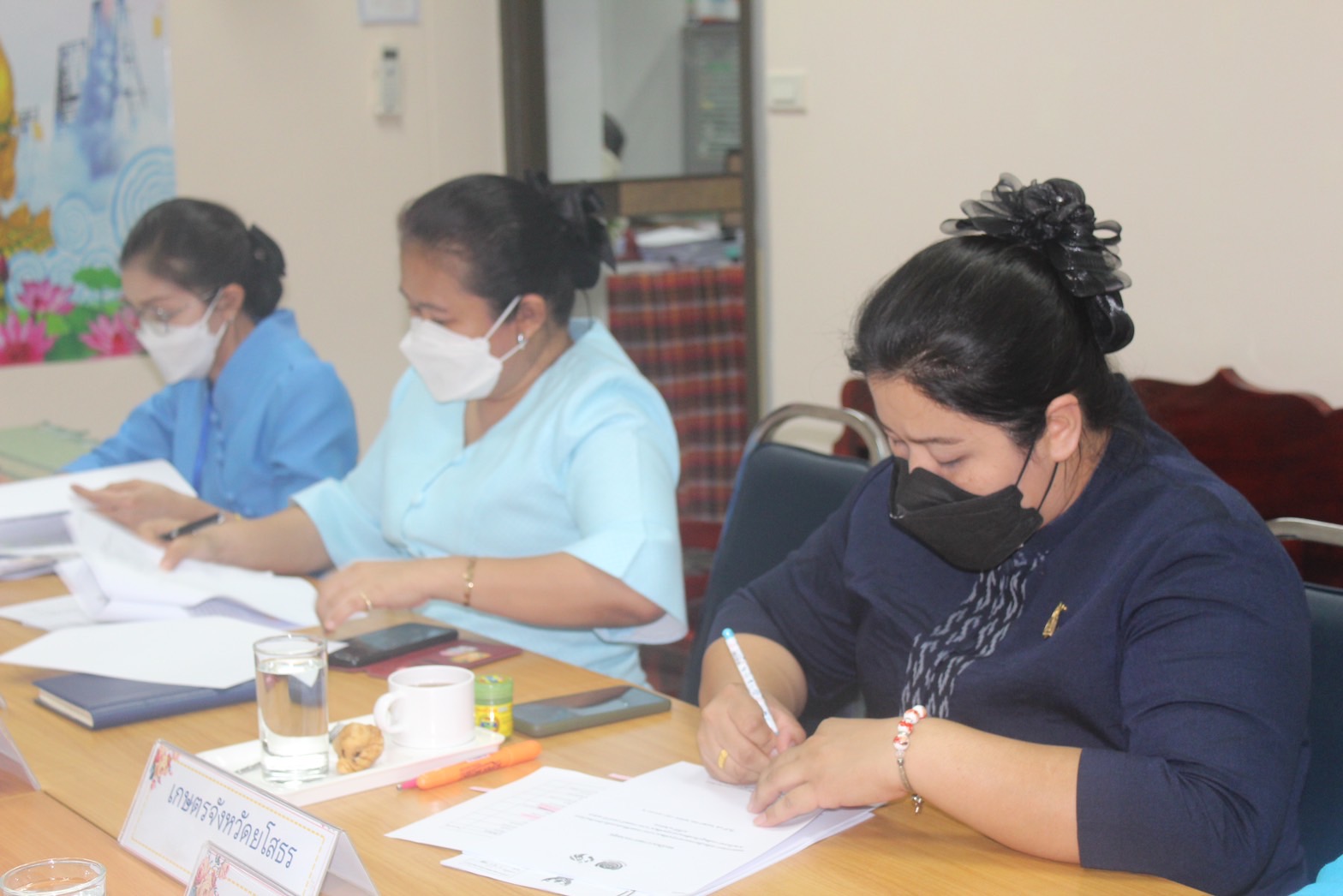 พช.ยโสธรประชุมคณะกรรมการคัดเลือกคนกองทุนพัฒนาบทบาทสตรีดีเด่น ระดับจังหวัดยโสธร วันที่ 12 พฤษภาคม 2566