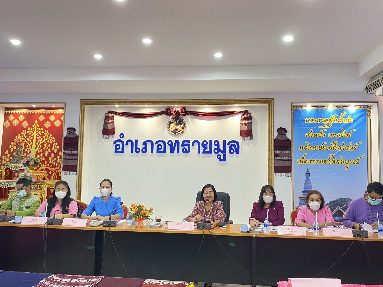 พช.ยโสธร ลงพื้นที่ดำเนินการคัดเลือกคนกองทุนพัฒนาบทบาทสตรีดีเด่น ระดับจังหวัดยโสธร