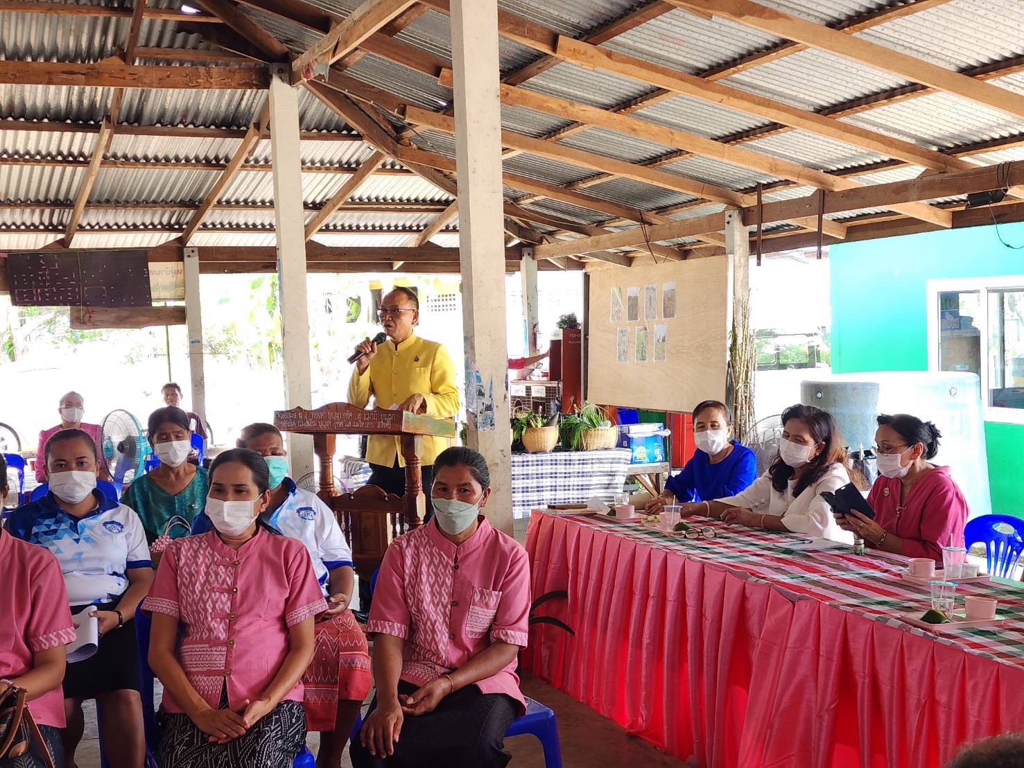 พช.ยโสธร ลงพื้นที่ดำเนินการคัดเลือกคนกองทุนพัฒนาบทบาทสตรีดีเด่น ระดับจังหวัดยโสธร