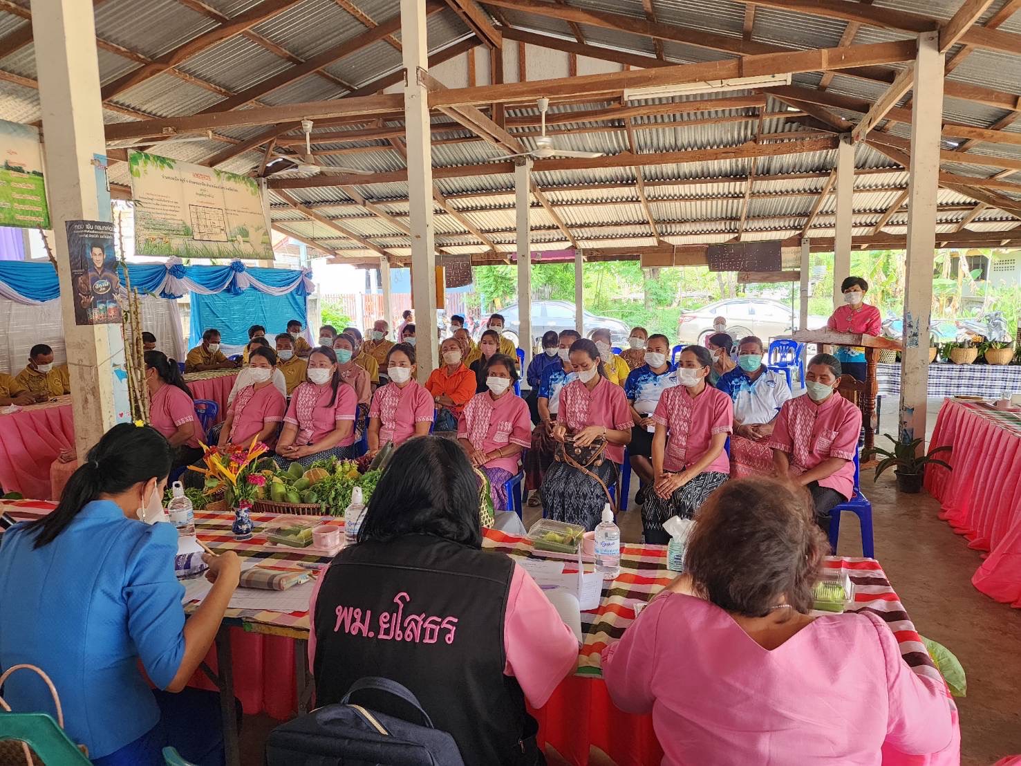 พช.ยโสธร ลงพื้นที่ดำเนินการคัดเลือกคนกองทุนพัฒนาบทบาทสตรีดีเด่น ระดับจังหวัดยโสธร