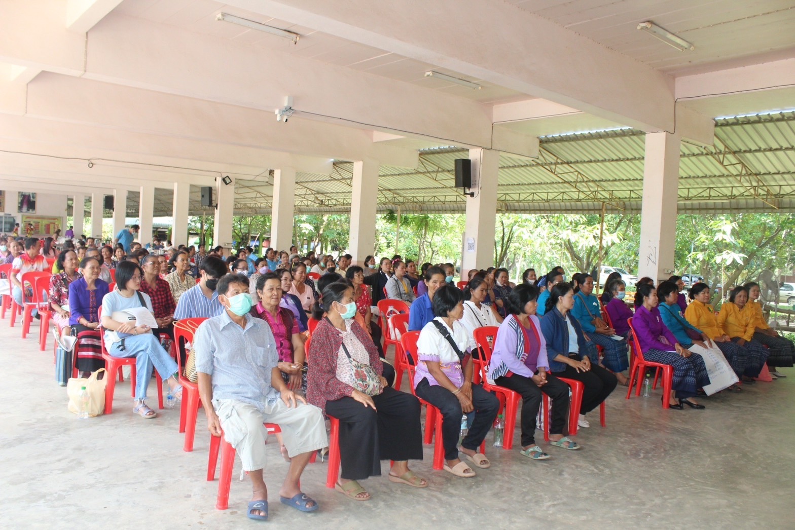 พช.ยโสธร ติดตามการดำเนินกิจกรรมยกระดับการพัฒนาผลิตภัณฑ์จากภูมิปัญญาท้องถิ่นให้เป็นเอกลักษณ์และได้มาตรฐาน รุ่นที่ 2 ณ วิทยาลัยเทคโนโลยีศรีพิพัฒน์อินเตอร์ ตำบลกุดชุม อำเภอกุดชุม จังหวัดยโสธร