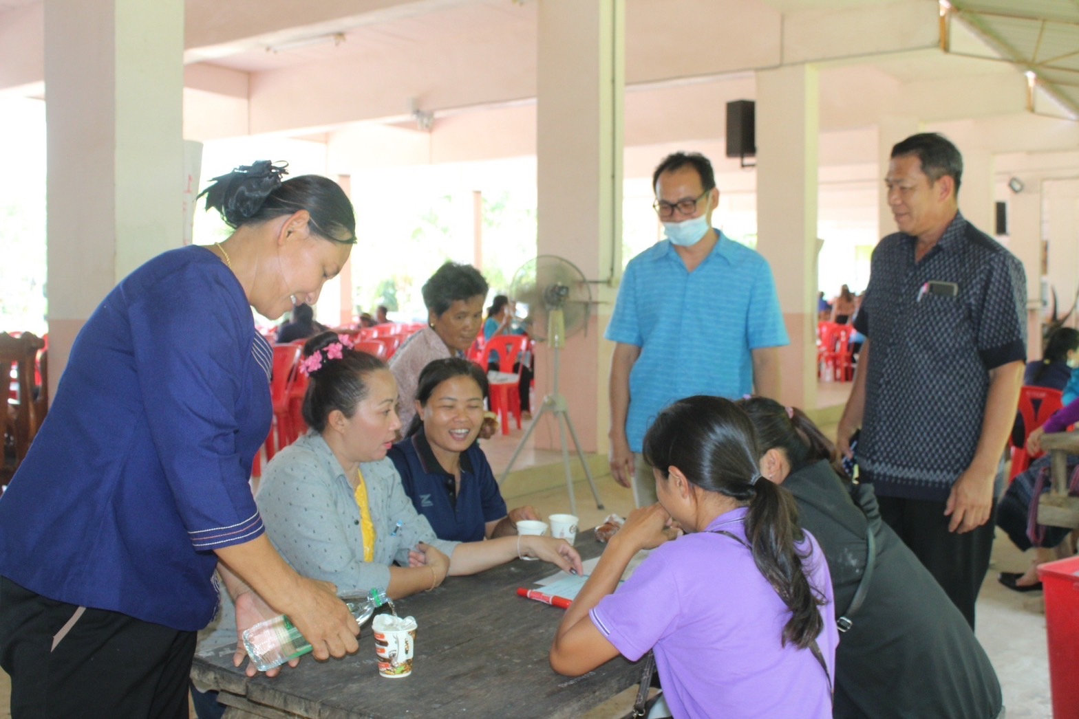 พช.ยโสธร ติดตามการดำเนินกิจกรรมยกระดับการพัฒนาผลิตภัณฑ์จากภูมิปัญญาท้องถิ่นให้เป็นเอกลักษณ์และได้มาตรฐาน รุ่นที่ 2 ณ วิทยาลัยเทคโนโลยีศรีพิพัฒน์อินเตอร์ ตำบลกุดชุม อำเภอกุดชุม จังหวัดยโสธร