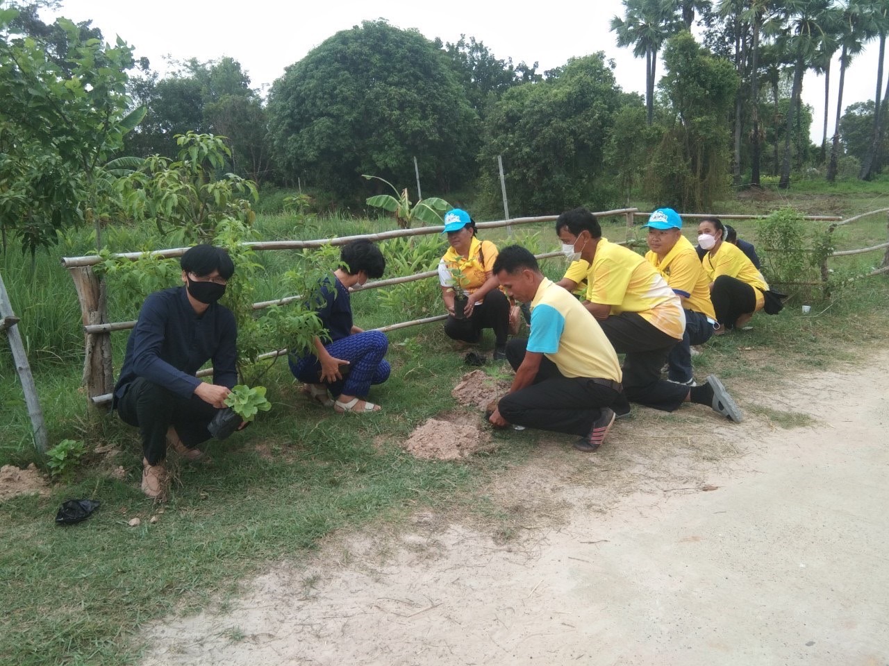 พช.ยโสธร ดำเนินโครงการ “1 หมู่บ้าน 1 ทางนี้มีผล ผู้คนรักกัน เฉลิมพระเกียรติสมเด็จพระเจ้าพี่นางเธอ เจ้าฟ้ากัลยาณิวัฒนา กรมหลวงนราธิวาสราชนครินทร์” เนื่องในโอกาสเฉลิมฉลองวาระครบ 100 ปี วันประสูติ (6 พฤษภาคม 2566)