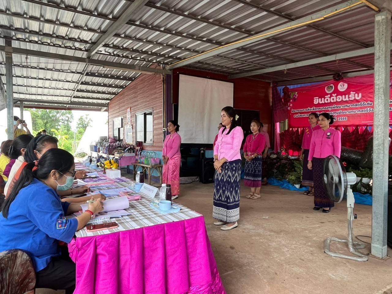 พช.ยโสธร ลงพื้นที่ดำเนินการคัดเลือกคนกองทุนพัฒนาบทบาทสตรีดีเด่น ระดับจังหวัดยโสธร วันที่ 29 พฤษภาคม 2566