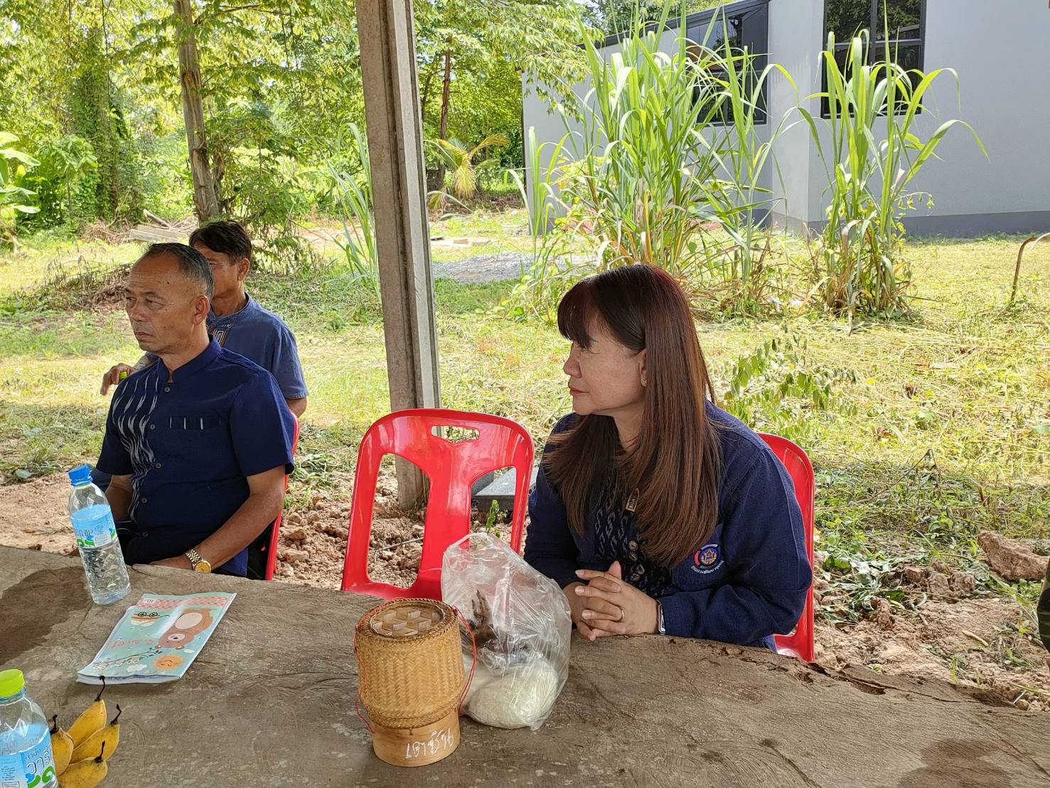 พช.ยโสธร ร่วมประชุมเครือข่ายเกษตรปลอดภัย ณ ศูนย์เรียนรู้ โคก หนอง นา แปลง นายพิสัย การจัก อำเภอ กุดชุม