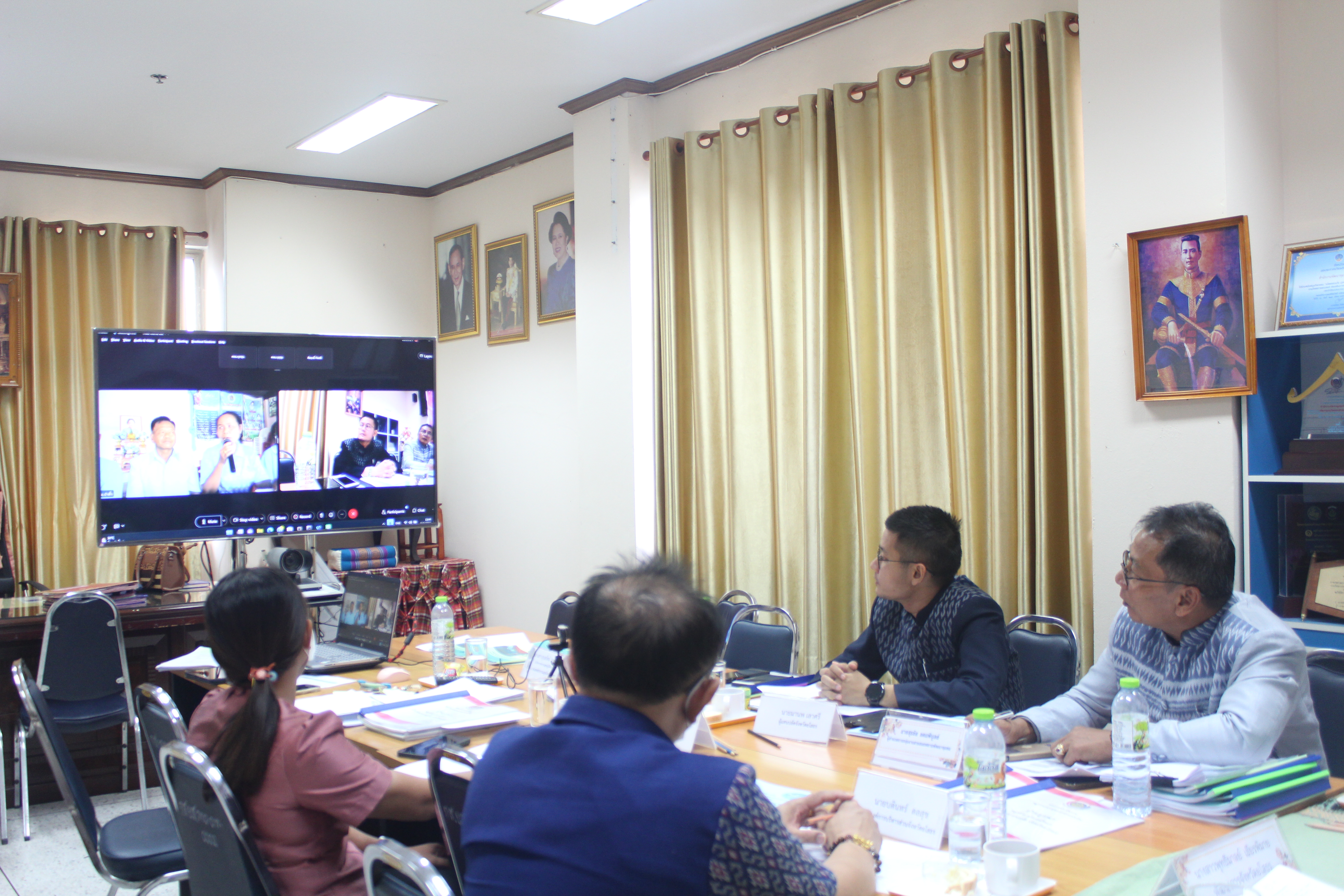 พช.ยโสธร คัดเลือกกองทุนแม่ของแผ่นดินดีเด่น ระดับจังหวัด ประจำปี 2566 ผ่านระบบออนไลน์ Cisco Webex ระหว่างวันที่ 15-16 มิถุนายน 2566