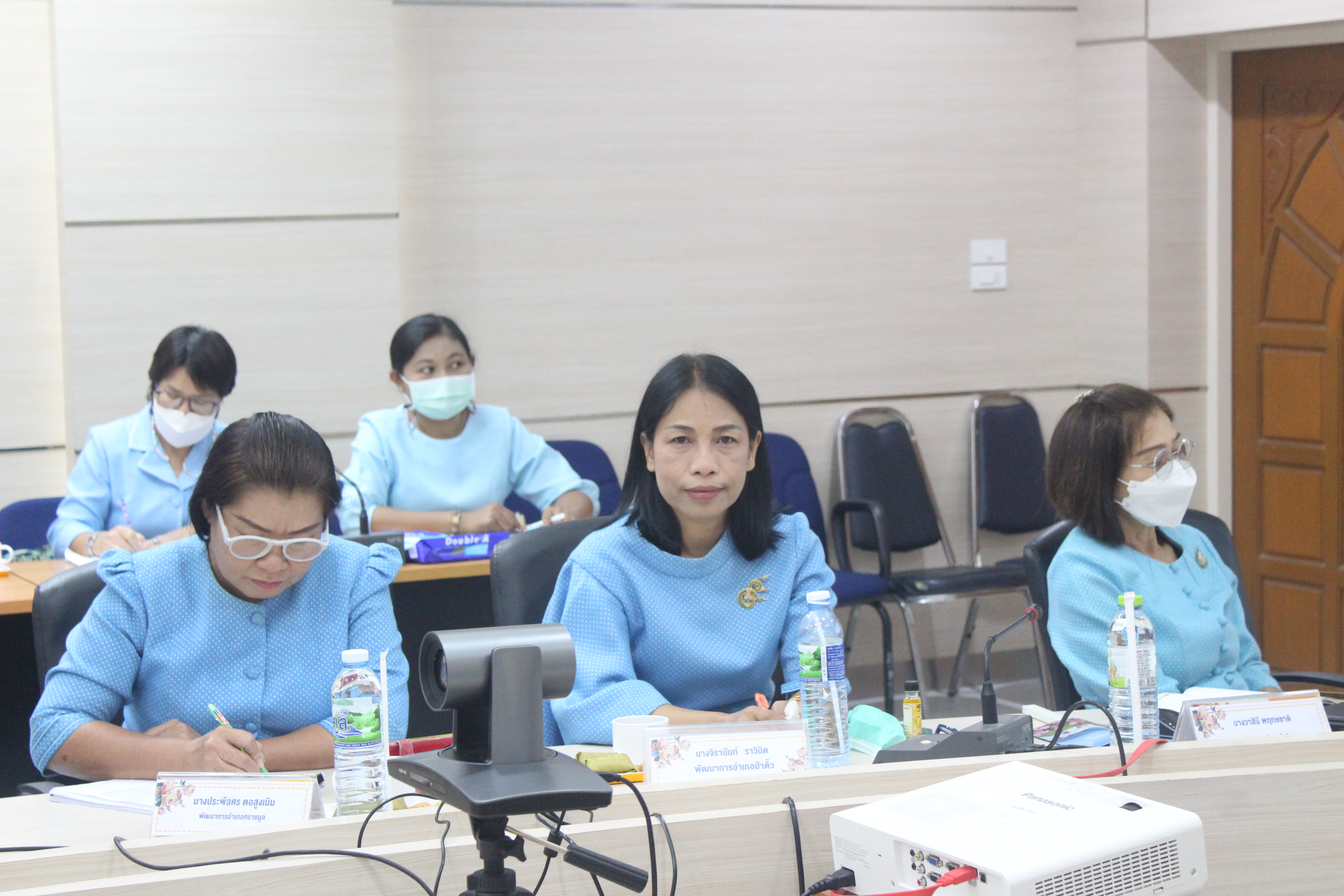 พช.ยโสธร ร่วมประชุมเชิงปฏิบัติการตรวจติดตาม ผลการดำเนินงานของหน่วยรับตรวจรายไตรมาส ครั้งที่ 3/2566 เขตตรวจราชการที่ 14 กลุ่มจังหวัดภาคตะวันออกเฉียงเหนือตอนล่าง 2