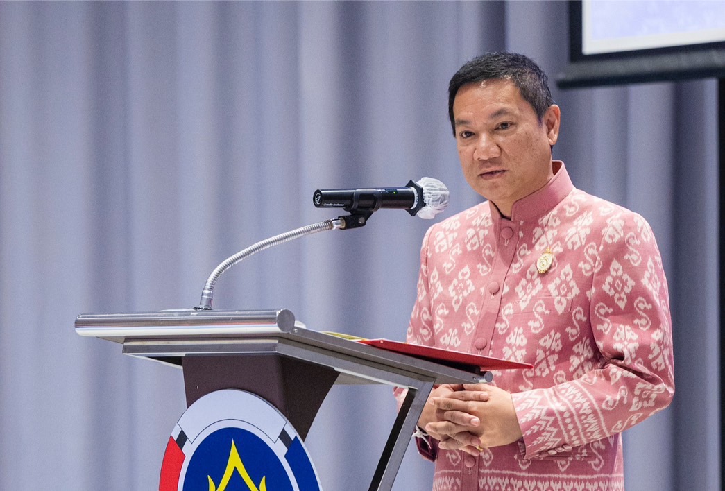 พช.ยโสธร นำกลุ่มผู้ผลิต ผู้ประกอบการประเภทผ้าและหัตถกรรม เข้าร่วมอบรมโครงการพัฒนาศักยภาพผู้ผลิตผู้ประกอบการ ประเภทผ้าและหัตถกรรม โรงแรมเซ็นต์เตอร์ พอยด์ จังหวัดนครราชสีมา