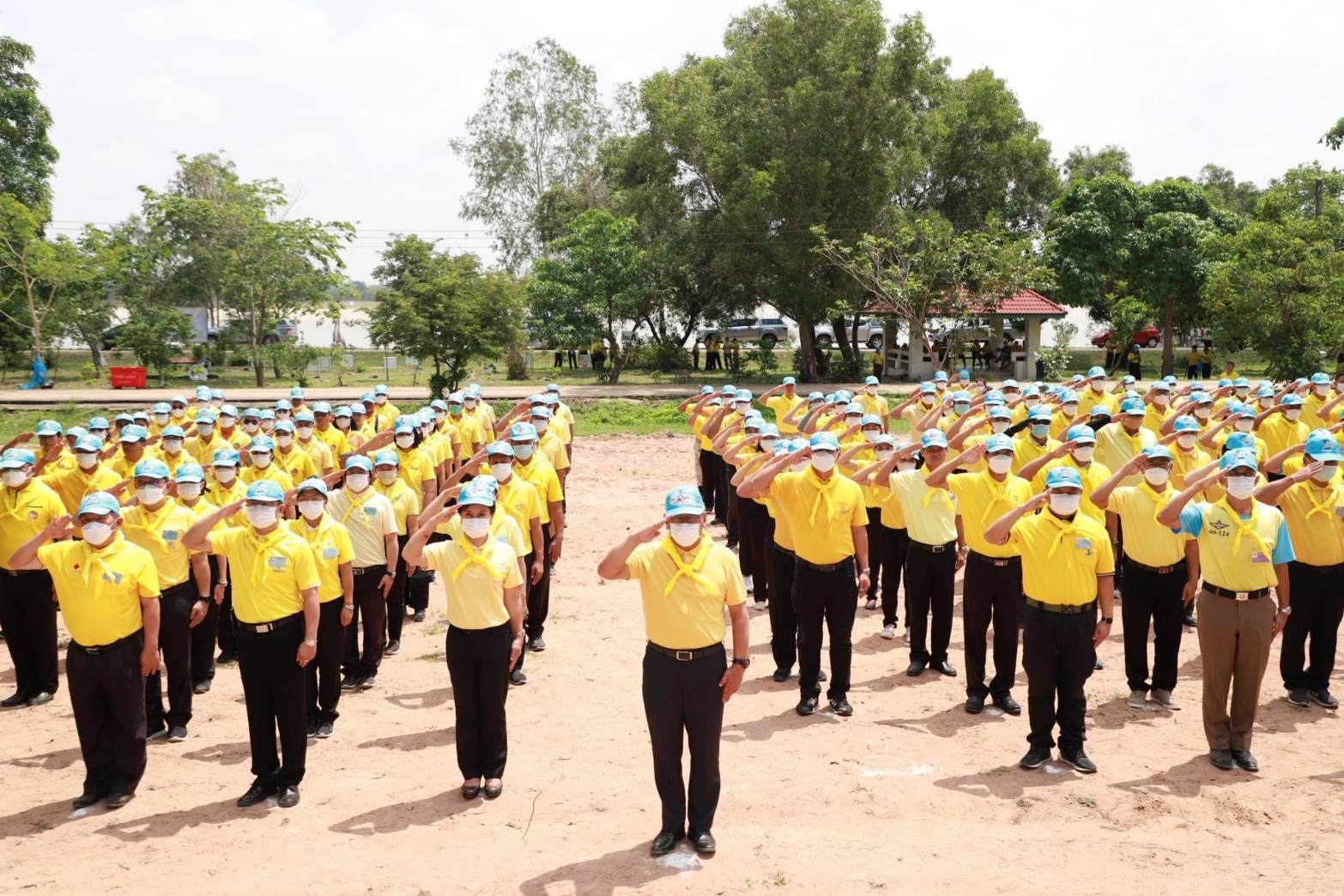 พช.ยโสธร ร่วมกิจกรรมจิตอาสาจังหวัดยโสธร ร่วมกันปลูกต้นไม้ ทำความดี เนื่องในวันคล้ายวันเฉลิมพระชนมพรรษา สมเด็จพระนางเจ้าสุทิดา พัชรสุธาพิมลลักษณ พระบรมราชินี 3 มิถุนายน 2566 วันวิสาขบูชา และวันต้นไม้ประจำปีของชาติ
