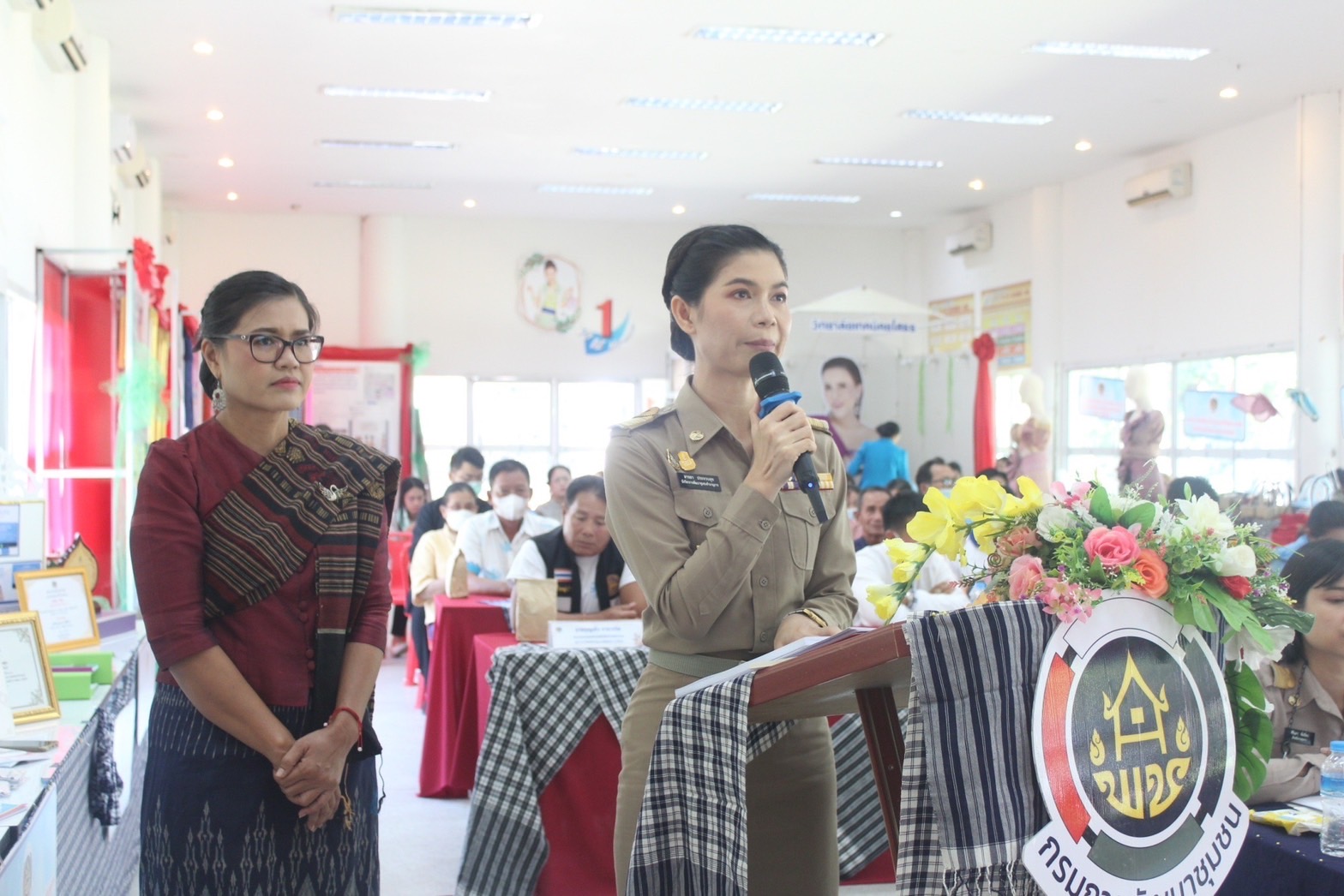 พช.ยโสธร เข้าร่วมการคัดเลือกข้าราชการ ลูกจ้างประจำ และพนักงานราชการดีเด่น กรมการพัฒนาชุมชน ปี 2566 ณ จังหวัดยโสธร