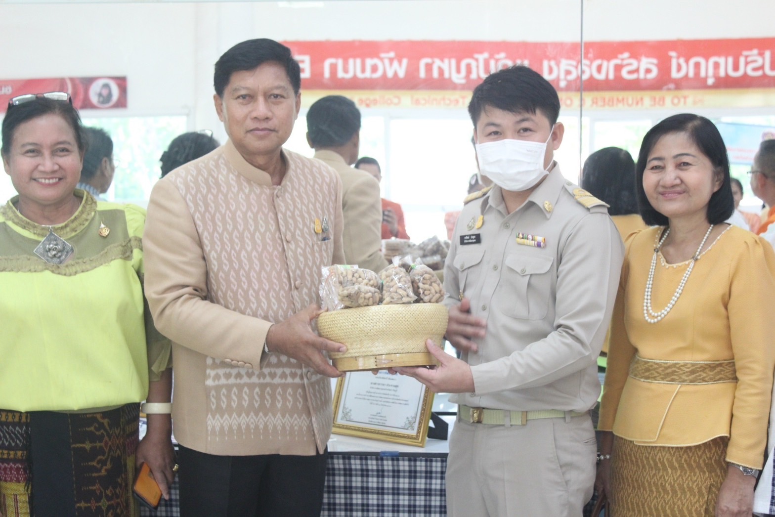 พช.ยโสธร เข้าร่วมการคัดเลือกข้าราชการ ลูกจ้างประจำ และพนักงานราชการดีเด่น กรมการพัฒนาชุมชน ปี 2566 ณ จังหวัดยโสธร