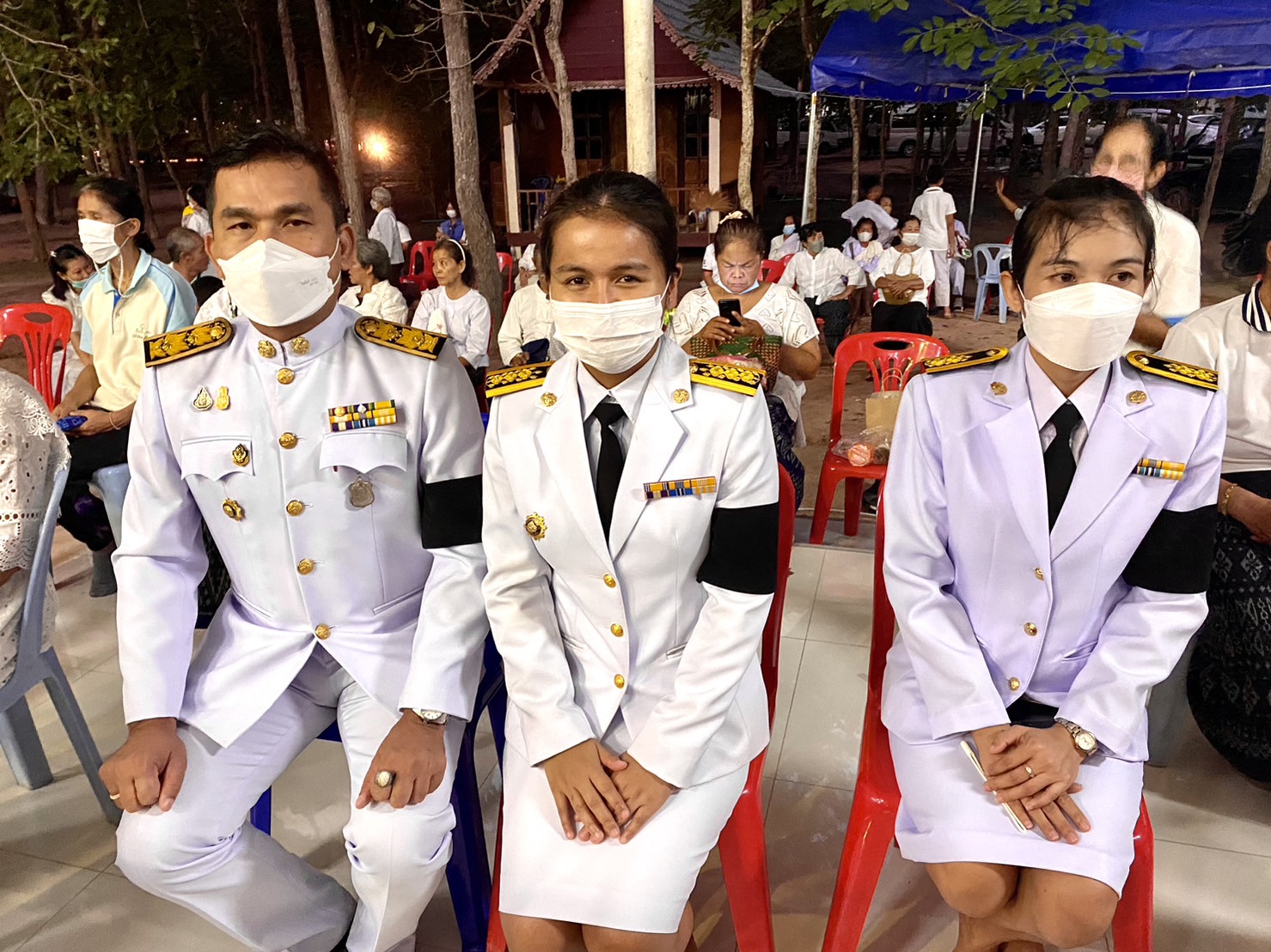 พช.ยโสธร ร่วมพิธีสวดมนต์ทำวัตรเย็น เจริญจิตภาวนา ถวายแด่หลวงปู่แสง ญาณวโร ณ วัดป่าดงสว่างธรรม ต.โคกนาโก อ.ป่าติ้ว จ.ยโสธร