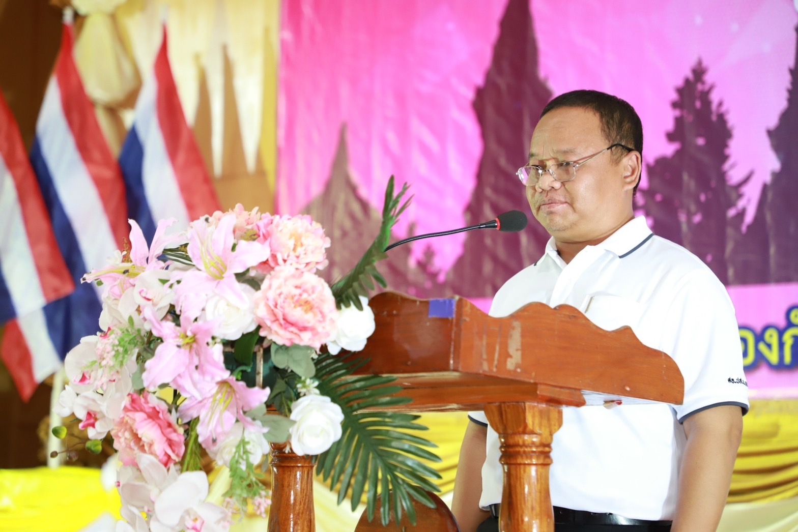 พช.ยโสธร นำหมู่บ้านกองทุนแม่ของแผ่นดิน ร่วมกิจกรรมรณรงค์ต่อต้านยาเสพติดและเทเหล้าเผาบุหรี่ เนื่องในวันต่อต้านยาเสพติดโลก ประจำปี 2566