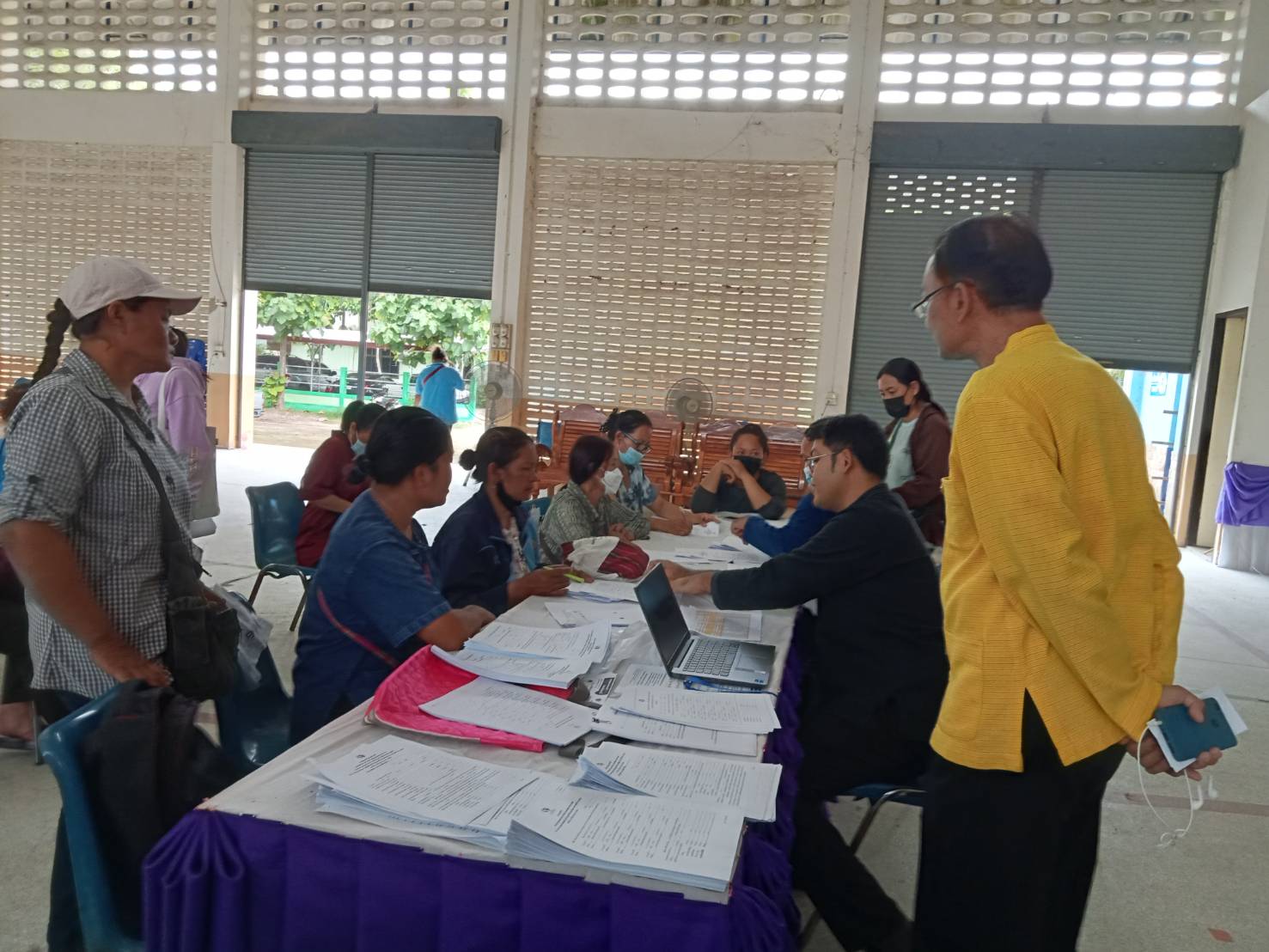 พช.ยโสธร เดินหน้าติดตามเร่งรัดการชำระหนี้กองทุนพัฒนาบาทสตรี อำเภอกุดชุม จังหวัดยโสธร