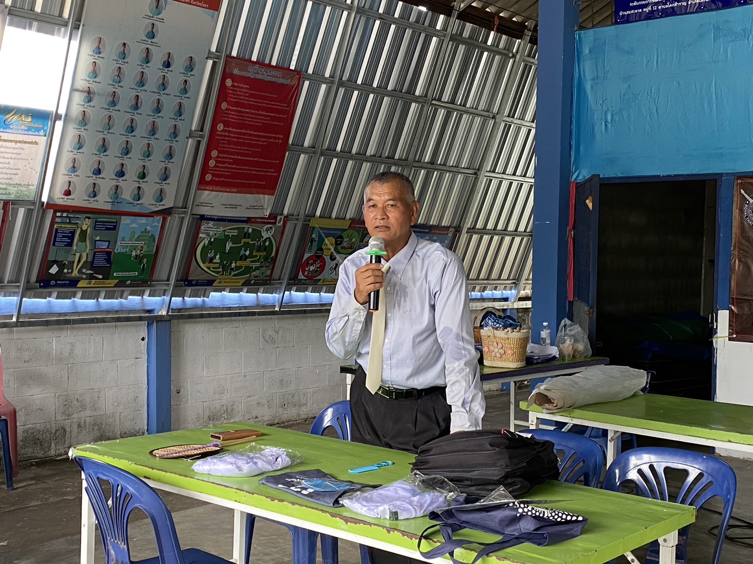 พช.ยโสธร ดำเนินการจัดกิจกรรมฝึกอบรมเครือข่ายกองทุนแม่ของแผ่นดินระดับจังหวัด หนุนเสริมสัมมาชีพชุมชนแก่เยาวชนกลุ่มเสี่ยงหรือผู้ผ่านการบำบัด            ณ หมู่บ้านกองทุนแม่ของแผ่นดินบ้านสมสะอาด หมู่ 12 ตำบลโคกสำราญ อำเภอเลิงนกทา จังหวัดยโสธร