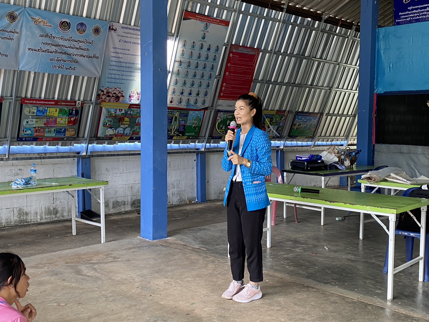 พช.ยโสธร ดำเนินการจัดกิจกรรมฝึกอบรมเครือข่ายกองทุนแม่ของแผ่นดินระดับจังหวัด หนุนเสริมสัมมาชีพชุมชนแก่เยาวชนกลุ่มเสี่ยงหรือผู้ผ่านการบำบัด            ณ หมู่บ้านกองทุนแม่ของแผ่นดินบ้านสมสะอาด หมู่ 12 ตำบลโคกสำราญ อำเภอเลิงนกทา จังหวัดยโสธร