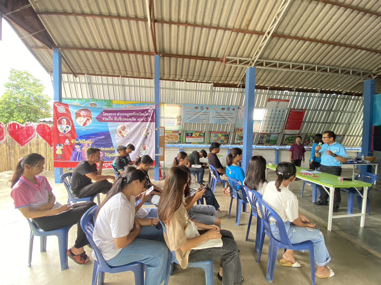 พช.ยโสธร ดำเนินการจัดกิจกรรมฝึกอบรมเครือข่ายกองทุนแม่ของแผ่นดินระดับจังหวัด หนุนเสริมสัมมาชีพชุมชนแก่เยาวชนกลุ่มเสี่ยงหรือผู้ผ่านการบำบัด            ณ หมู่บ้านกองทุนแม่ของแผ่นดินบ้านสมสะอาด หมู่ 12 ตำบลโคกสำราญ อำเภอเลิงนกทา จังหวัดยโสธร