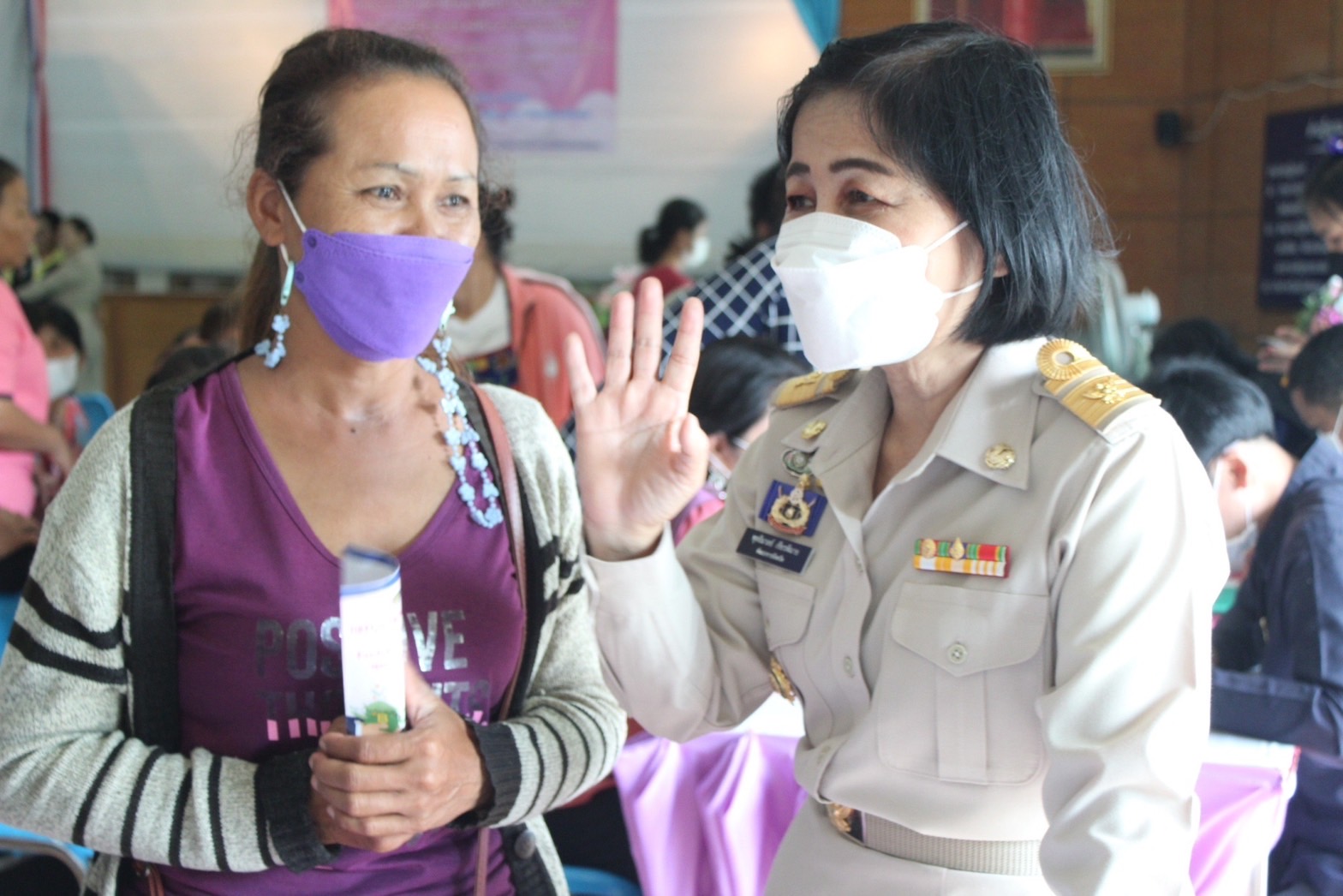 พช.ยโสธร ดำเนินการโครงการไกล่เกลี่ยและลดความเดือดร้อนให้แก่ลูกหนี้สมาชิกกองทุนพัมนาบทบาทสตรี อำเภอคำเขื่อนแก้ว จังหวัดยโสธร