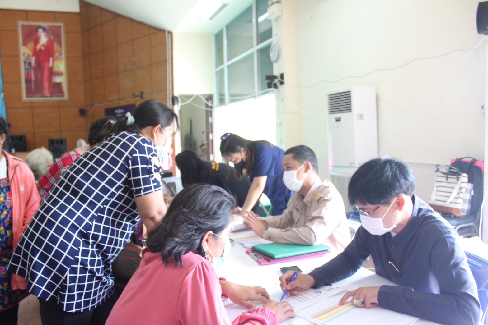 พช.ยโสธร ดำเนินการโครงการไกล่เกลี่ยและลดความเดือดร้อนให้แก่ลูกหนี้สมาชิกกองทุนพัมนาบทบาทสตรี อำเภอคำเขื่อนแก้ว จังหวัดยโสธร