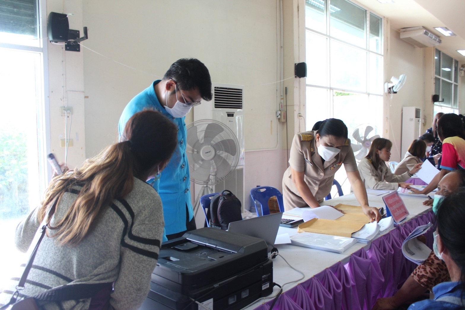 พช.ยโสธร ดำเนินการโครงการไกล่เกลี่ยและลดความเดือดร้อนให้แก่ลูกหนี้สมาชิกกองทุนพัมนาบทบาทสตรี อำเภอคำเขื่อนแก้ว จังหวัดยโสธร