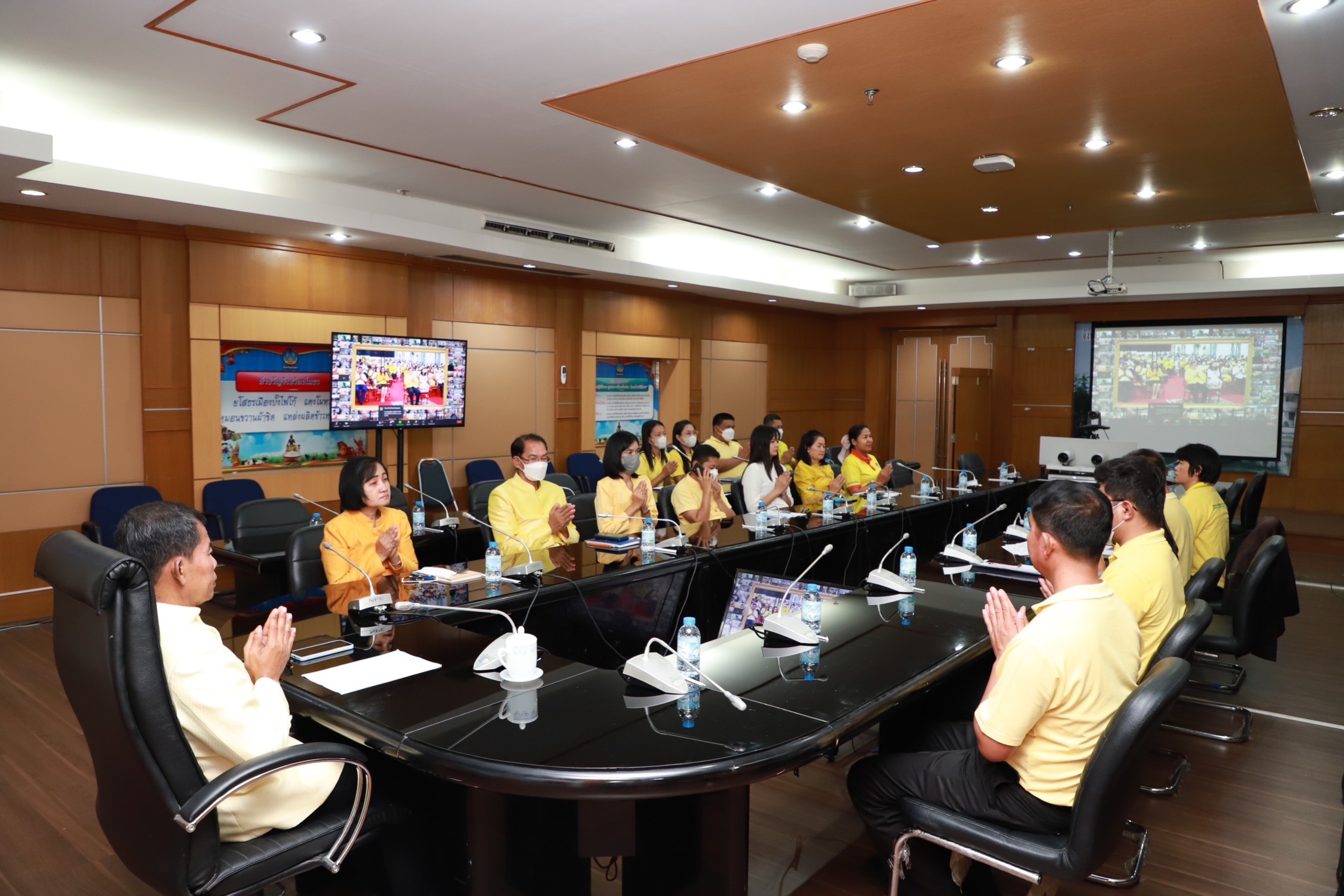 พช.ยโสธร ร่วมพิธีเจริญพระพุทธมนต์ฯเพื่อถวายพระพรชัยมงคลถวายพระราชกุศลแด่ พระบาทสมเด็จพระปรเมนทรรามธิบดีศรีสินทรมหาวชิราลงกรณ พระวชิรเกล้าเจ้าอยู่หัว เนื่องในโอกาสมหามงคลวันเฉลิมพระชนมพรรษา (28 กรกฎาคม 2566) ผ่านสื่ออิเล็กทรอนิกส์ Online ระบบ Zoom