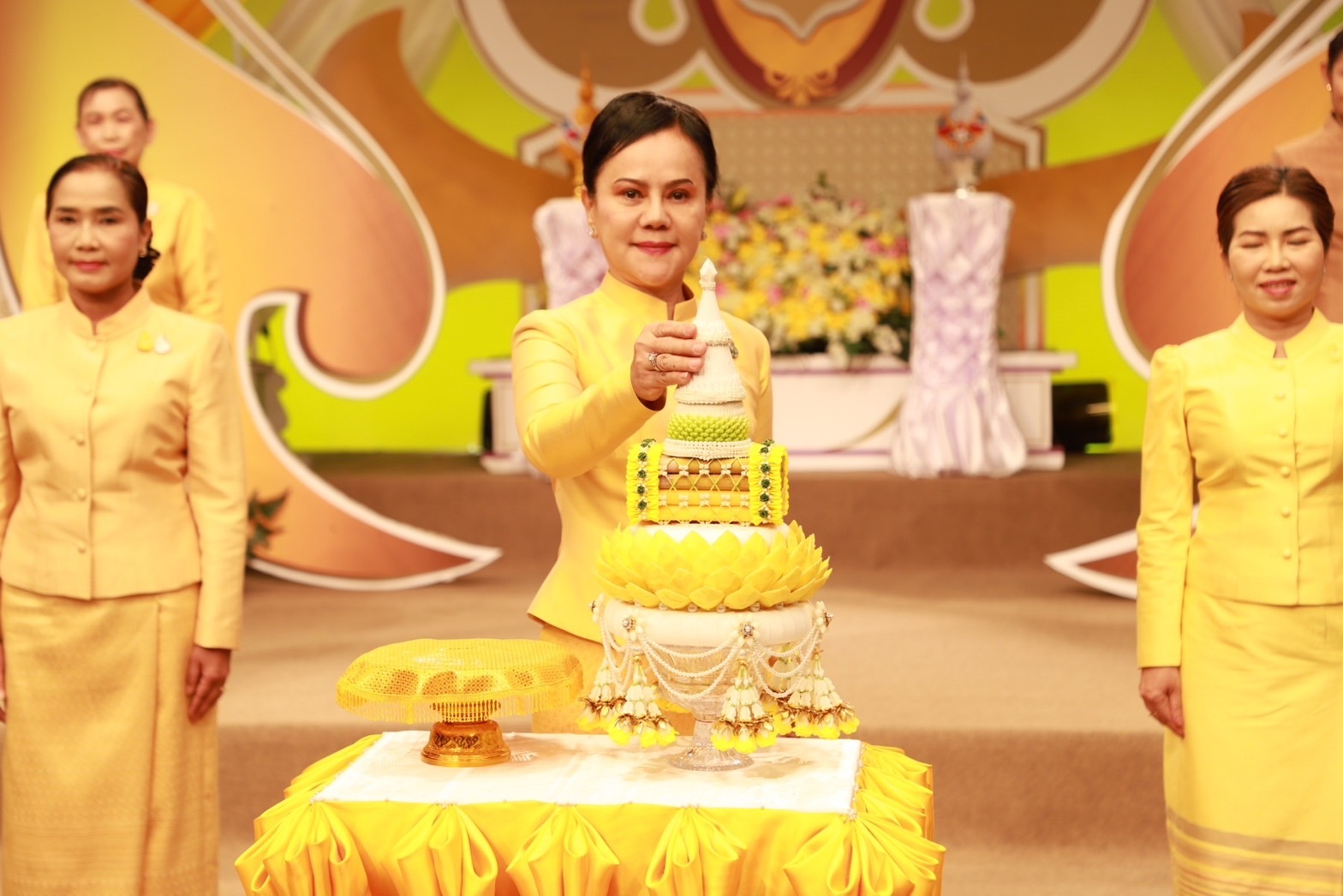 พช.ยโสธร ร่วมบันทึกเทปถวายพระพร เพื่อน้อมสำนึกในพระมหากรุณาธิคุณ เนื่องในโอกาสวันเฉลิมพระชนมพรรษา พระบาทสมเด็จพระเจ้าอยู่หัว 28 กรกฎาคม 2566