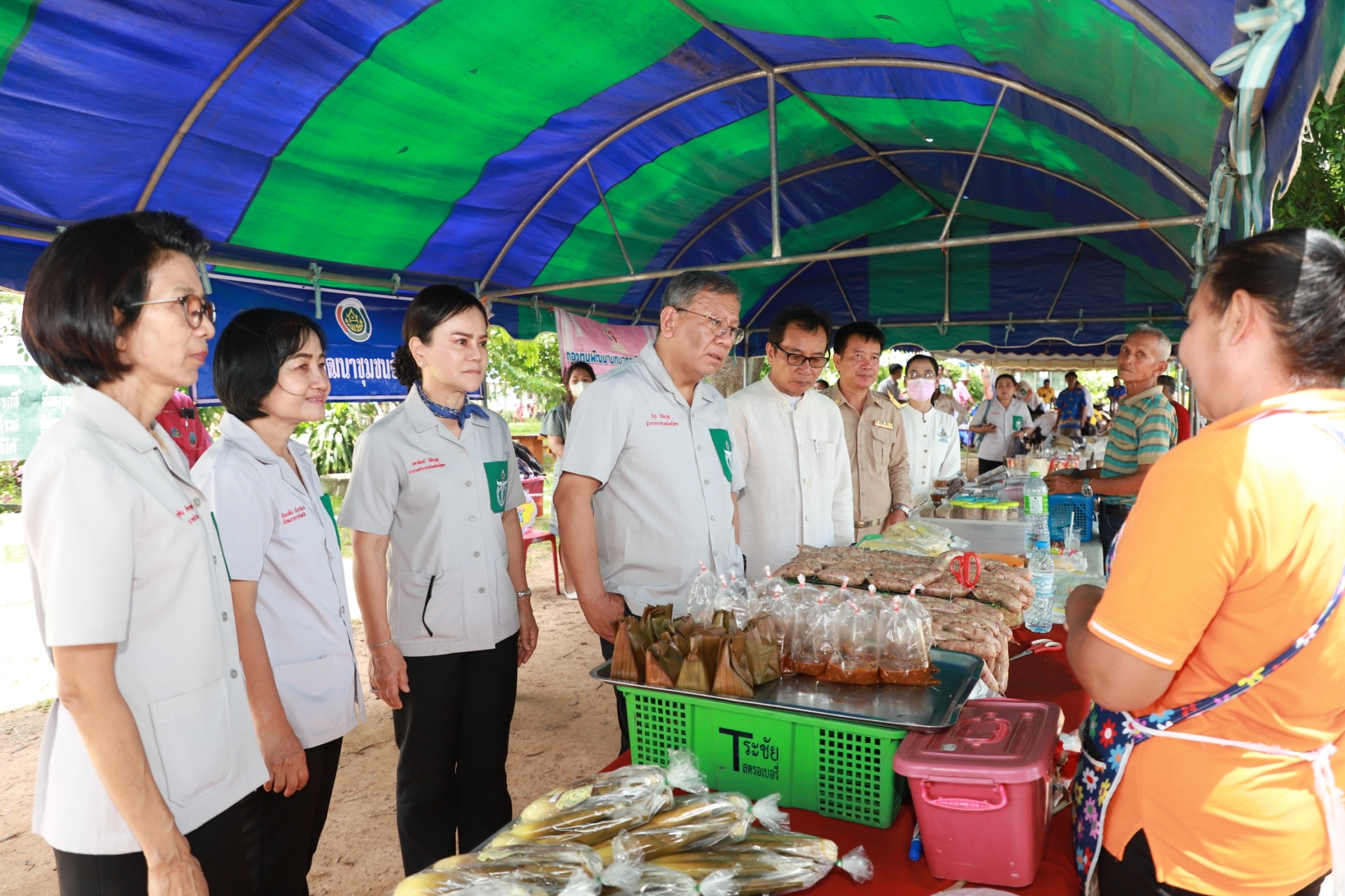 ?พช.ยโสธร ร่วมกิจกรรมหน่วยแพทย์อาสา สมเด็จพระศรีนครินทราบรมราชชนนี (พอ.สว.) กิจกรรมถวายเป็นพระราชกุศลเนื่องในวันคล้าย วันเสด็จสวรรคสมเด็จพระศรีนครินทราบรมราชชนนี วันที่ 18 กรกฎาคม 2566 และโครงการจังหวัดเคลื่อนที่ “เพิ่มรอยยิ้ม เติมความสุข ให้คนยโสธร”