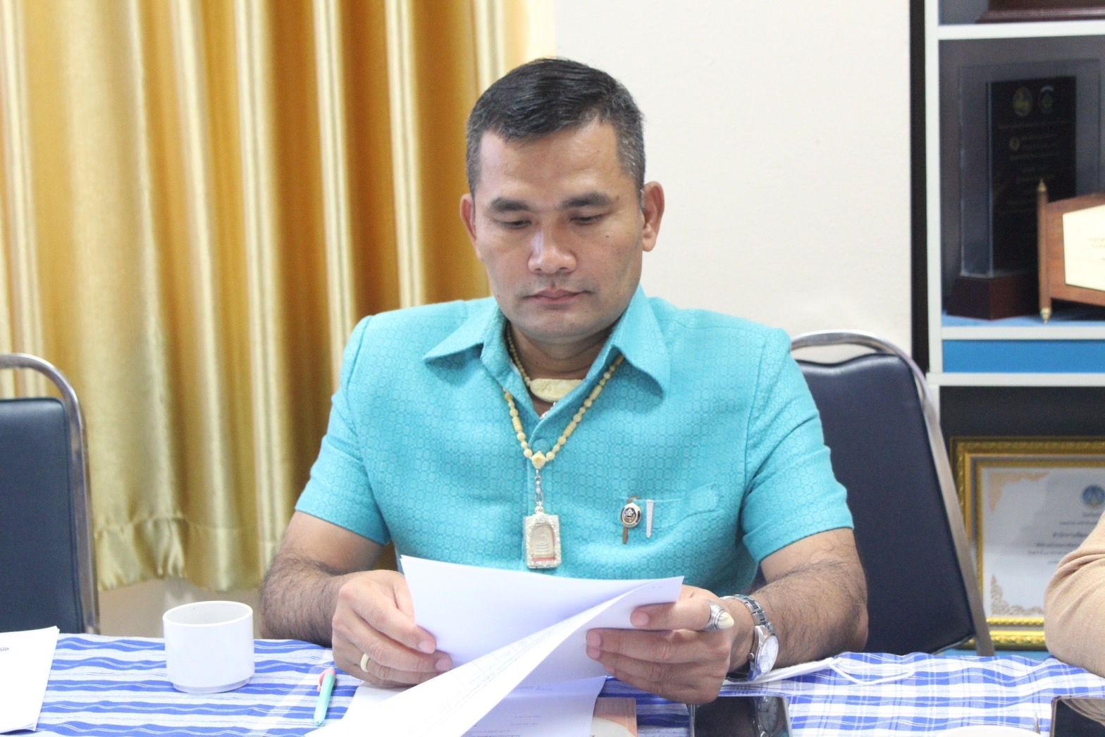 พช. ยโสธร ประชุมคัดเลือกสื่อประชาสัมพันธ์งานพัฒนาชุมชน ประเภทคลิปวีดีโอ Infographic และภาพถ่ายทรงพลัง ผลงานโครงการการสร้างนักขับเคลื่อนยุทธศาสตร์นำการเปลี่ยนแปลง ในระดับจังหวัด จังหวัดยโสธร