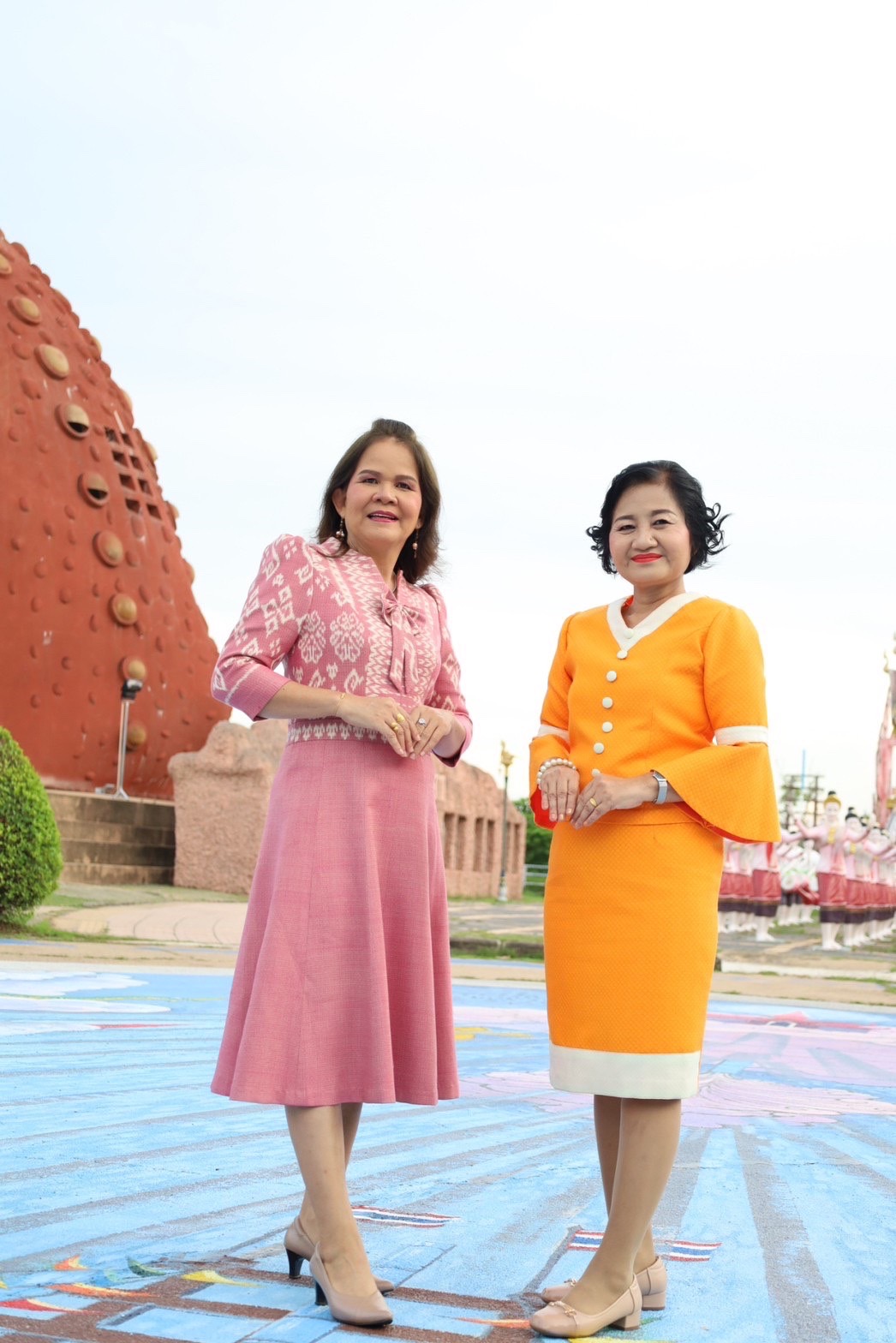 พช.ยโสธร ร่วมเดินแบบผ้าไทย ผ้าพื้นถิ่นยโสธร ในงาน “บั้งไฟเฟสติวัล สีสันยโสธร 2023” กระตุ้นเศรษฐกิจและการท่องเที่ยวจังหวัดยโสธร