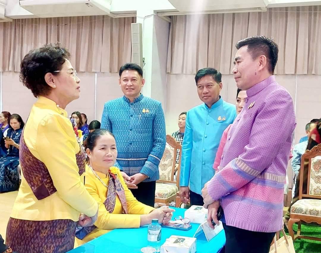 พช.ยโสธร ร่วมโครงการพัฒนาศักยภาพคณะกรรมการพัฒนาสตรีภาคตะวันออกเฉียงเหนือ และเชิดชูเกียรติคนกองทุนพัฒนาบทบาทสตรี ประจำปี 2566