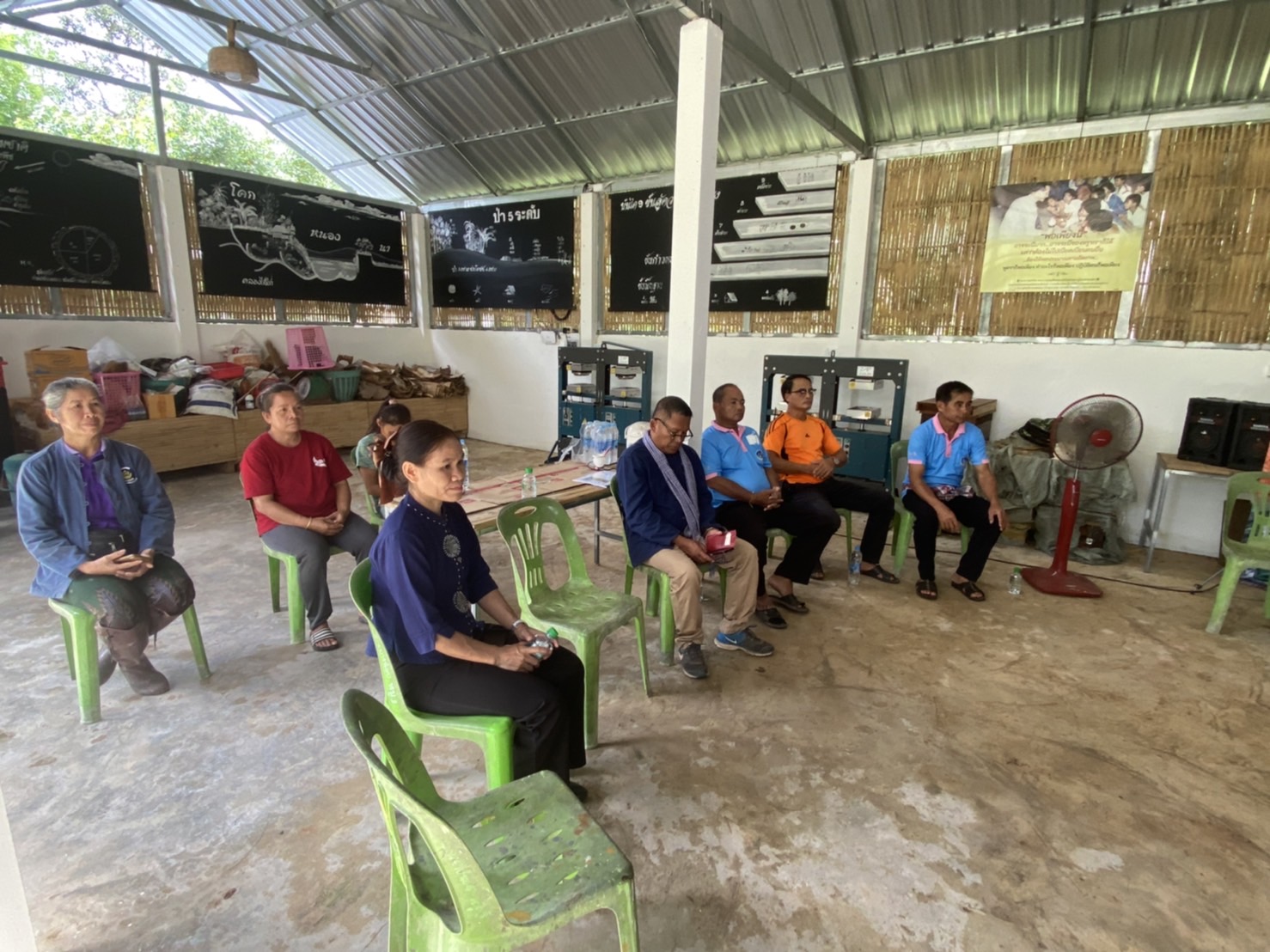 พช.ยโสธร ประชุมเตรียมความพร้อมในการดำเนินกิจกรรมตามโครงการจัดทำสารสนเทศตำบลต้นแบบเพื่อการพัฒนาคุณภาพชีวิตประจำปีงบประมาณ พ.ศ. 2566 โครงการยกระดับผู้ผลิตข้าวและการแปรรูปข้าวอินทรีย์ ตำบลบึงแก อำเภอมหาชนะชัย จังหวัดยโสธร