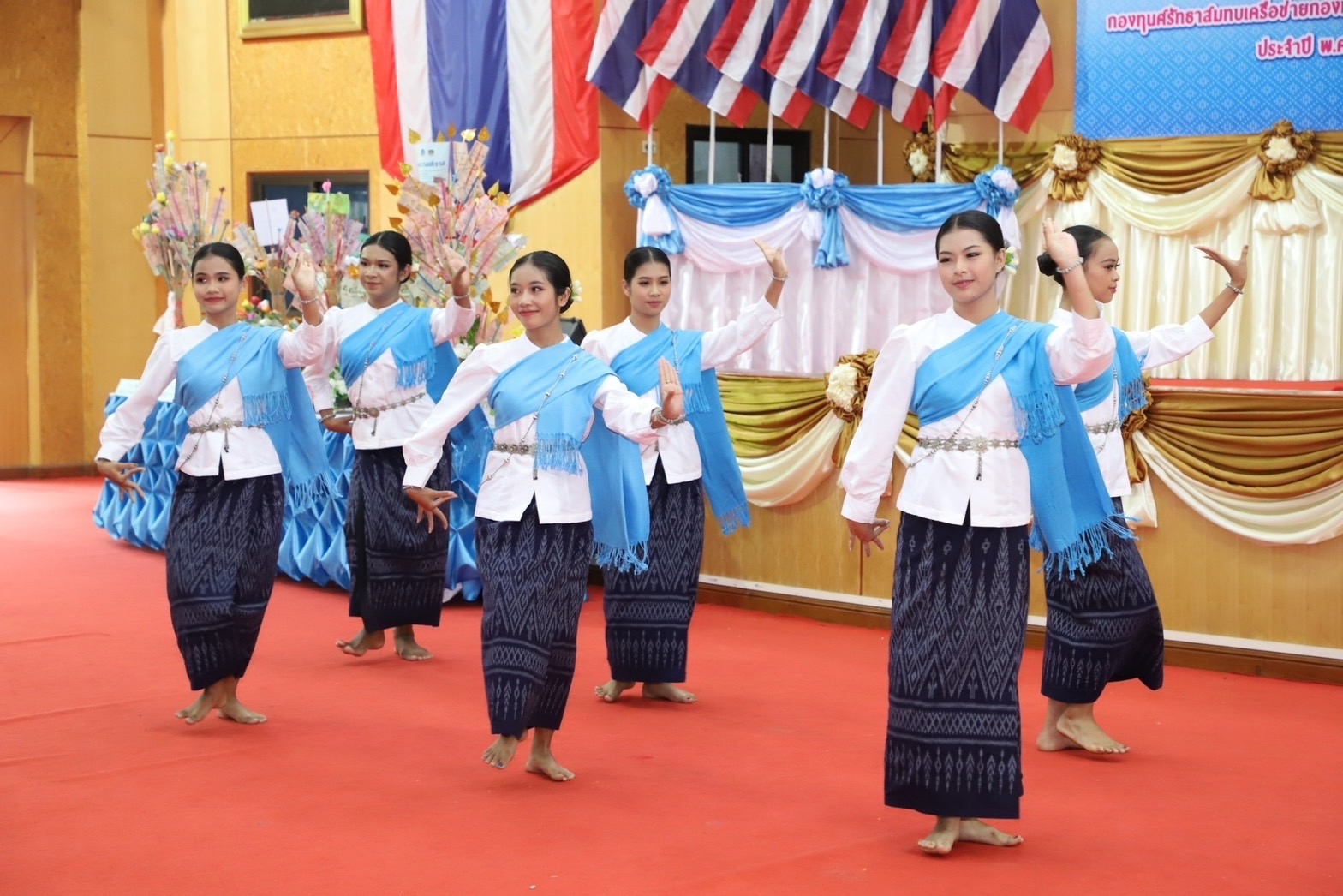 จังหวัดยโสธร จัดงานมหกรรมกองทุนแม่ของแผ่นดินจังหวัดยโสธร ประจำปี 2566 ภายใต้แนวคิด “รวมศรัทธา สืบสานพัฒนา ประชาร่มเย็น”