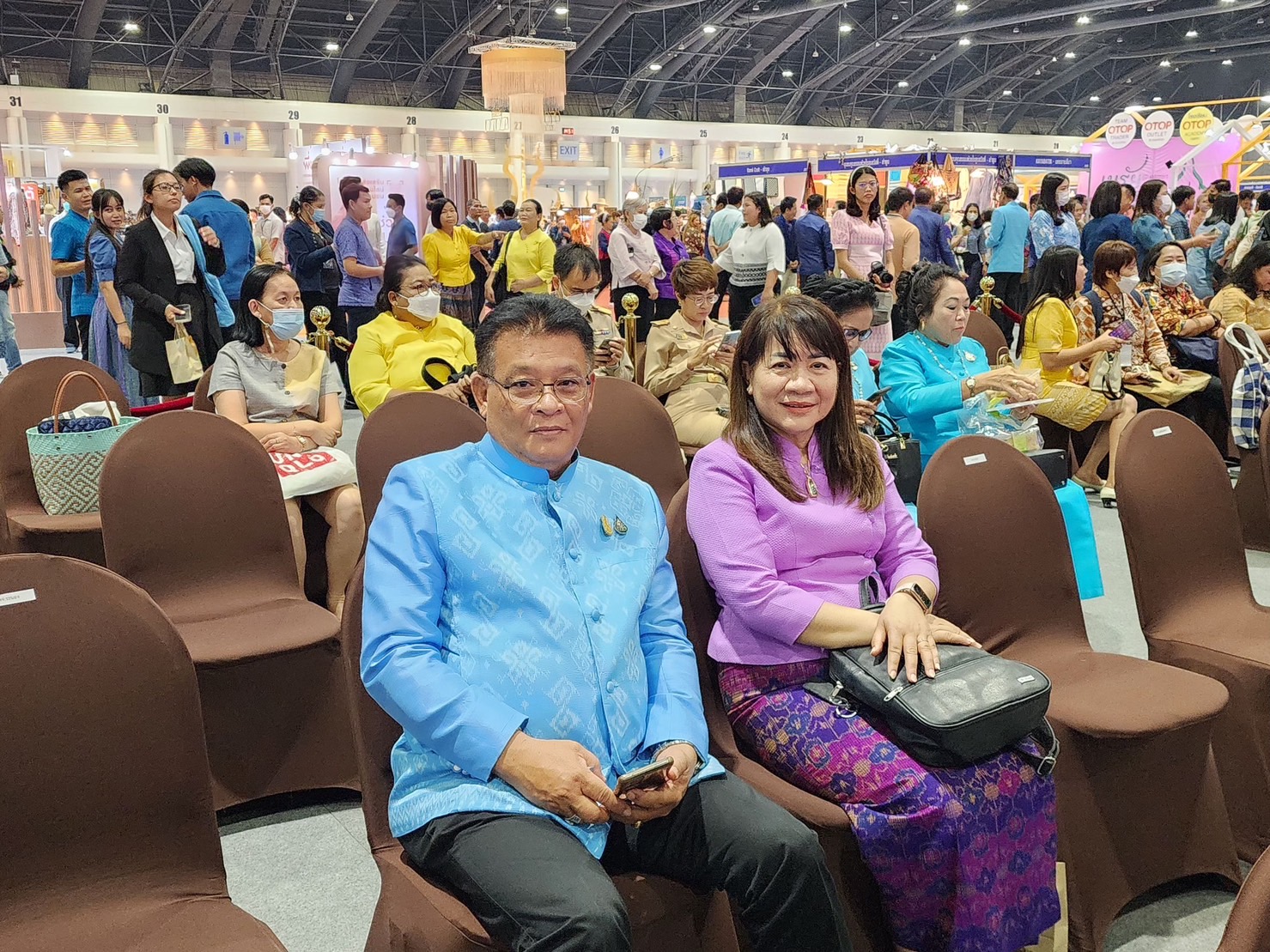 พช.ยโสธร ร่วมพิธีเปิดงาน OTOP Midyear 2023 ภายใต้แนวคิด “ที่สุดแห่งภูมิปัญญา รังสรรค์จากการพัฒนา เพิ่มมูลค่าเศรษฐกิจไทย”