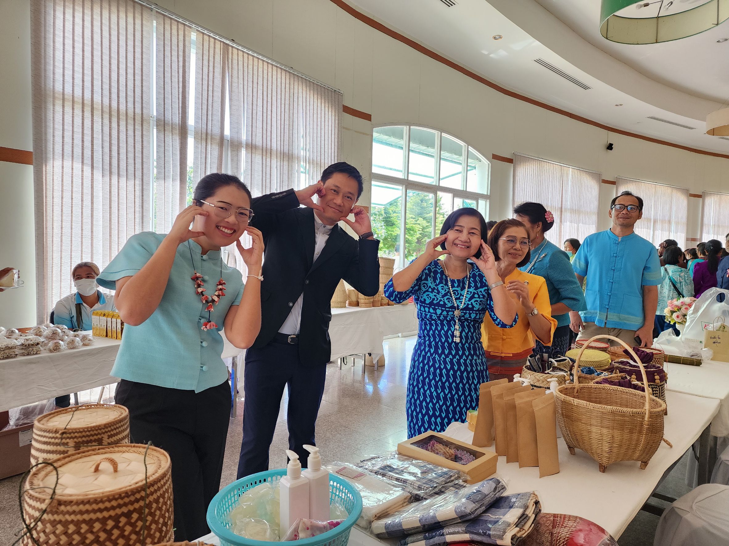 พช.ยโสธร เดินหน้าพัฒนาผลิตภัณฑ์ OTOP จังหวัดยโสธร จากภูมิปัญญา ท้องถิ่นให้ได้มาตรฐาน ยกระดับเศรษฐกิจฐานรากให้มั่นคง