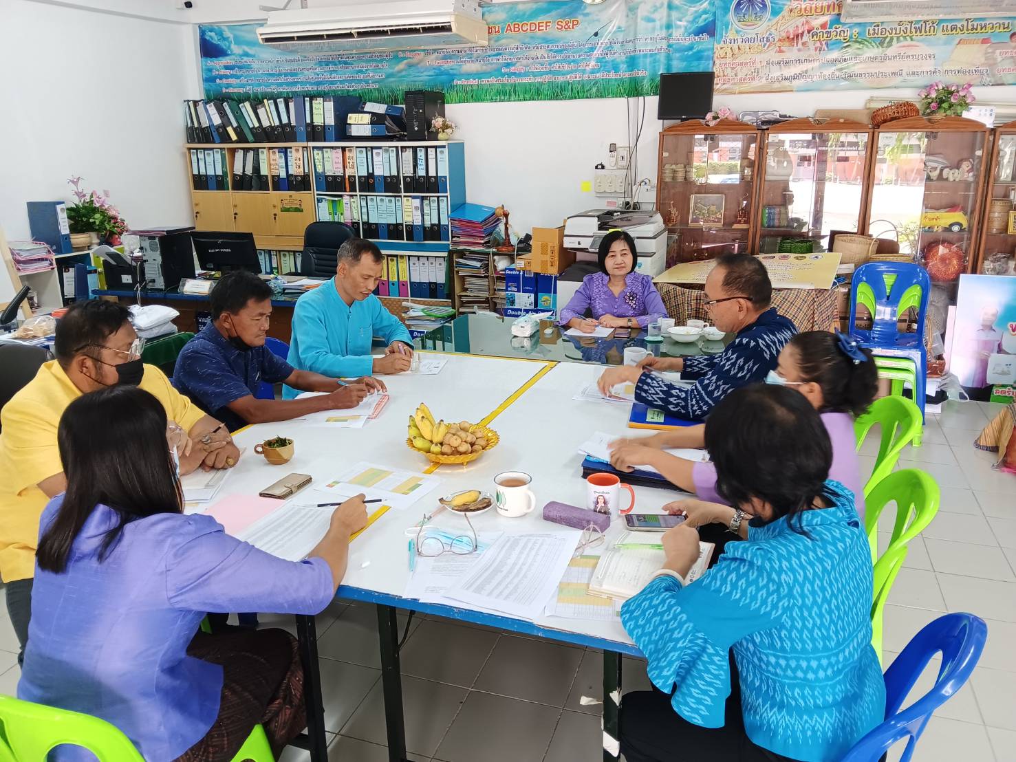 พช.ยโสธร ติดตามการดำเนินงานและมอบนโยบายแนวทางการขับเคลื่อนการดำเนินงานตามภารกิจกรมการพัฒนาชุมชน ประจำปีงบประมาณ 2567 อำเภอเมืองยโสธร จังหวัดยโสธร