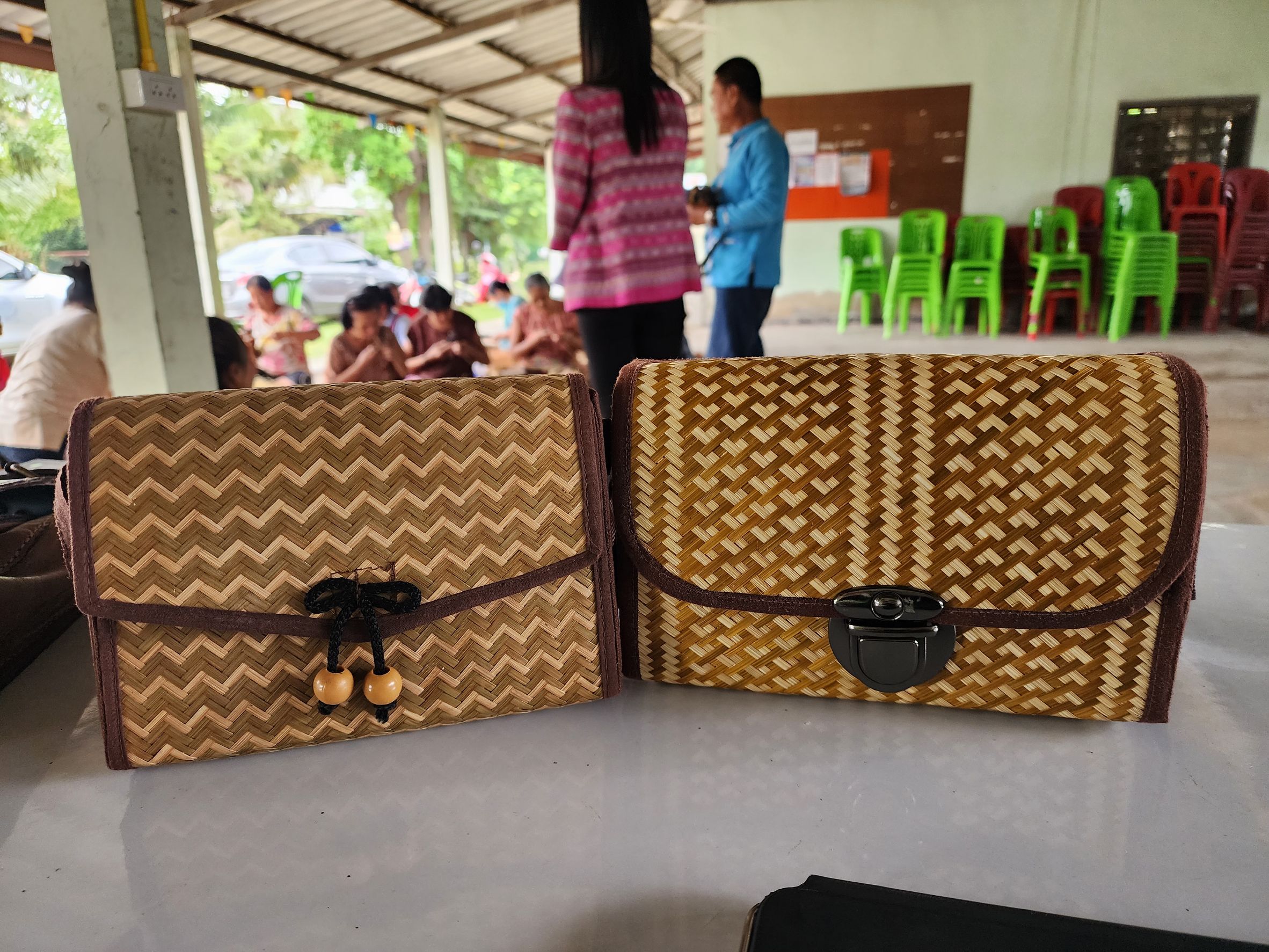 พช.ยโสธร ลงพื้นที่ติดตามและสนับสนุนการพัฒนาผลิตภัณฑ์ OTOP จากภูมิปัญญาท้องถิ่น ในพื้นที่อำเภอเมืองยโสธร จังหวัดยโสธร