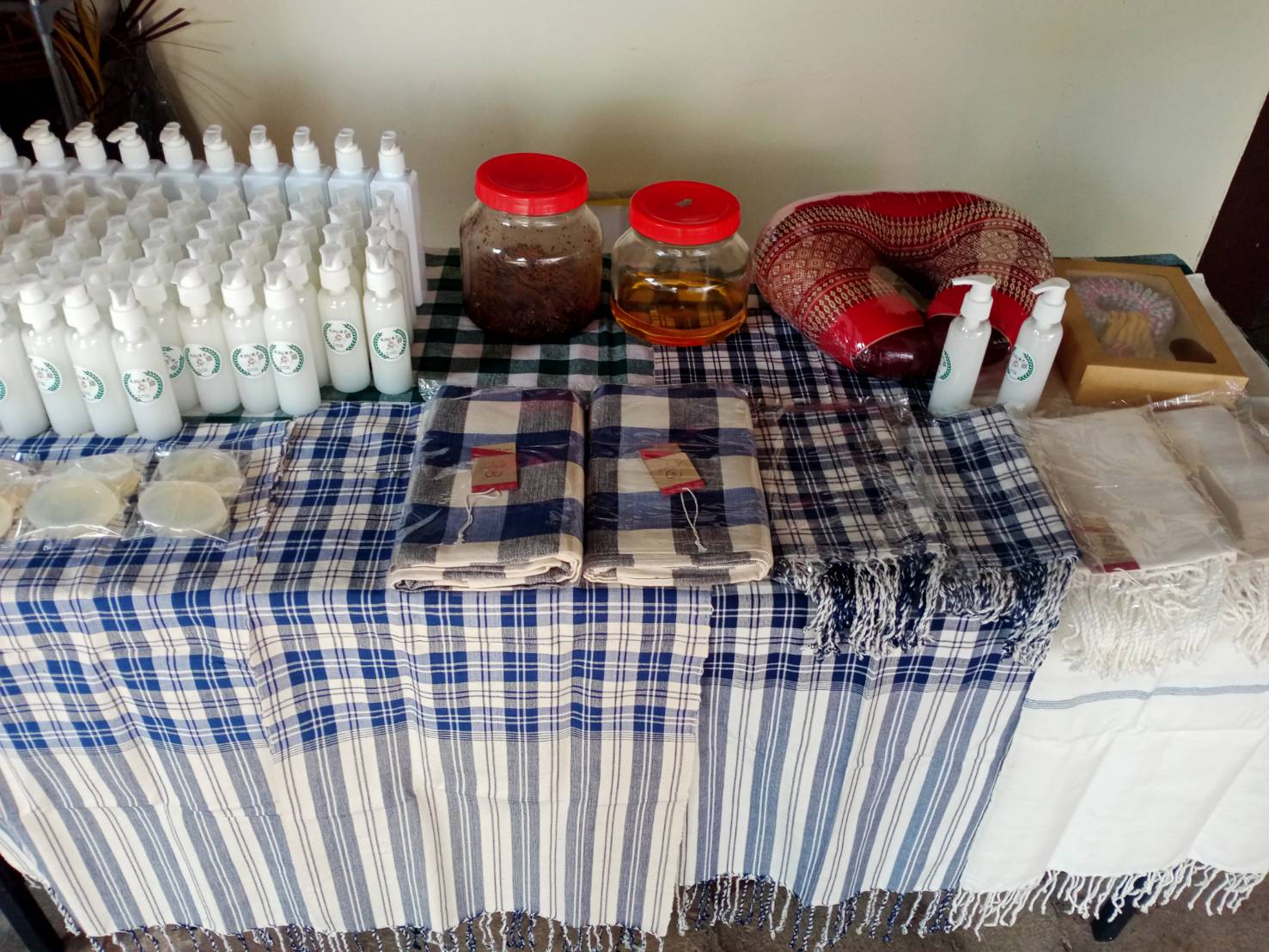 พช.ยโสธร ลงพื้นที่ติดตามและสนับสนุนการพัฒนาผลิตภัณฑ์ OTOP จากภูมิปัญญาท้องถิ่น ในพื้นที่อำเภอเมืองยโสธร จังหวัดยโสธร