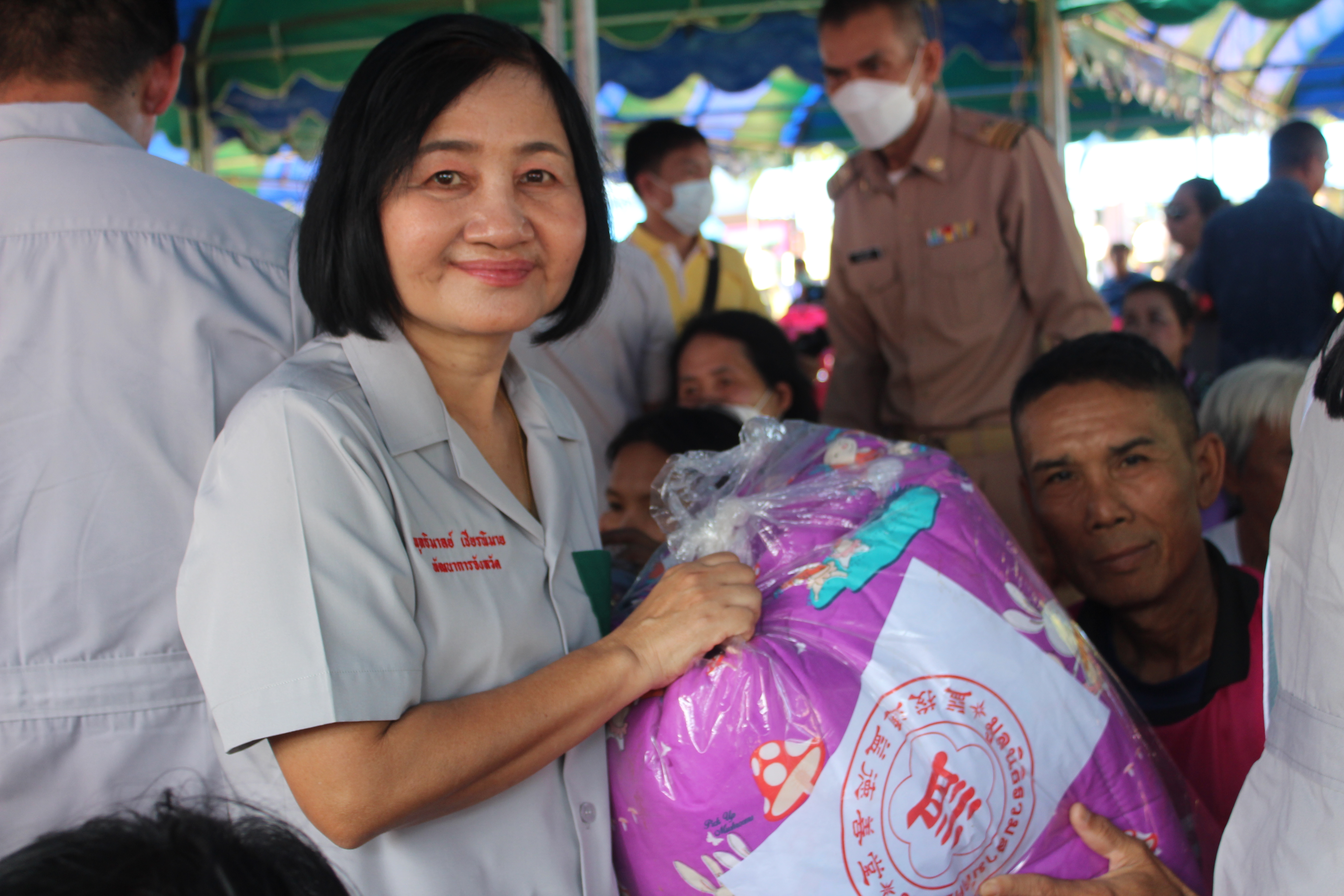 พช.ยโสธร ร่วมกิจกรรมหน่วยแพทย์อาสา สมเด็จพระศรีนครินทราบรมราชชนนี (พอ.สว.) ร่วมกับโครงการจังหวัดเคลื่อนที่ “เพิ่มรอยยิ้ม เติมความสุข ให้คนยโสธร”เทิดพระเกียรติเพื่อถวายเป็นพระราชกุศลแด่สมเด็จพระศรีนครินทราบรมราชชนนี เนื่องในวันคล้ายวันพระราชสมภาพ 21 ตุลาคม 2566