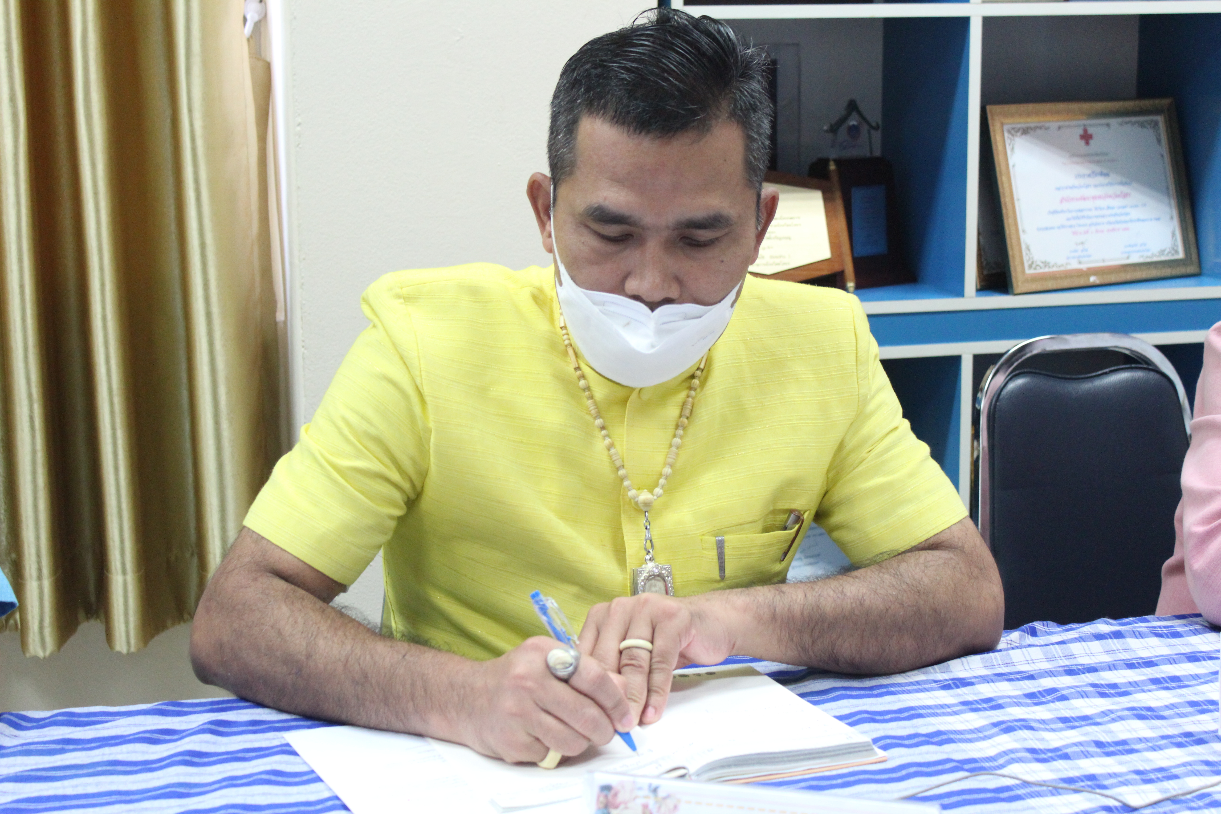 พช.ยโสธร ร่วมประชุมขับเคลื่อนการปฏิบัติงานพัฒนาชุมชน ผ่านระบบวีดีทัศน์ทางไกล (Video Conference)และระบบ TV พช.