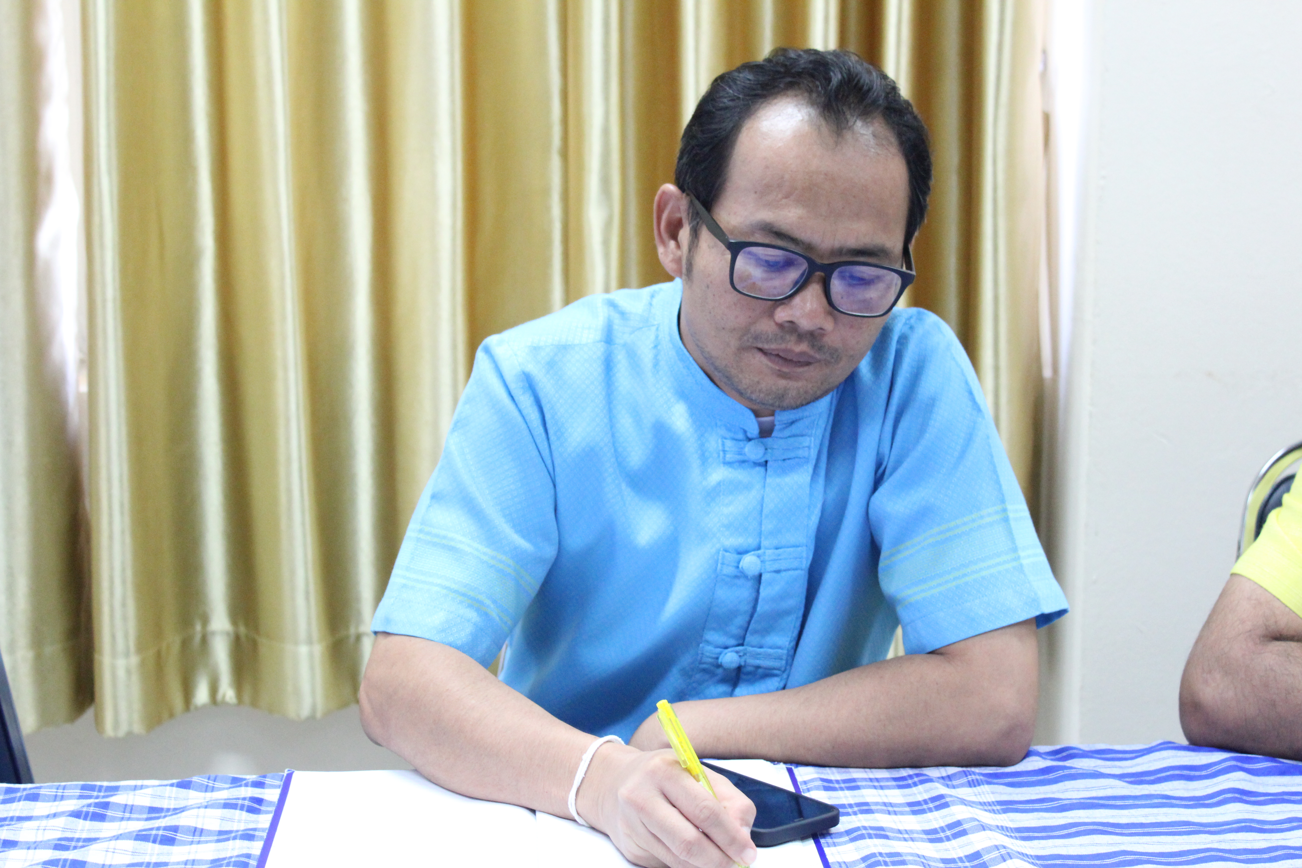 พช.ยโสธร ร่วมประชุมขับเคลื่อนการปฏิบัติงานพัฒนาชุมชน ผ่านระบบวีดีทัศน์ทางไกล (Video Conference)และระบบ TV พช.