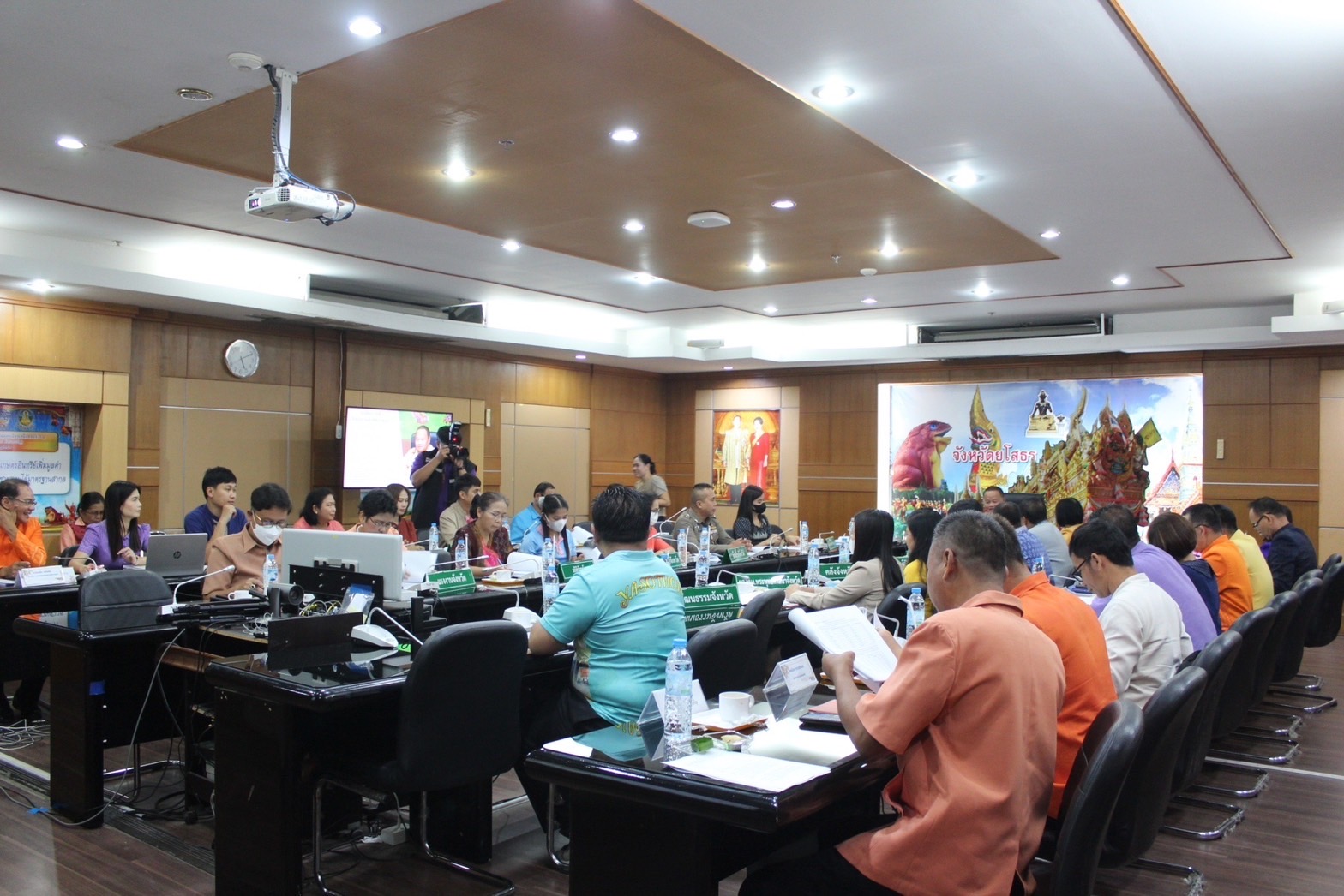 จังหวัดยโสธร ประชุมคณะทำงานบริหารการจัดเก็บข้อมูลความจำเป็นพื้นฐาน (จปฐ.)และข้อมูลพื้นฐานระดับหมู่บ้าน (กชช.2ค) จังหวัดยโสธร ประจำปี พ.ศ.2566 ครั้งที่ 1/2566