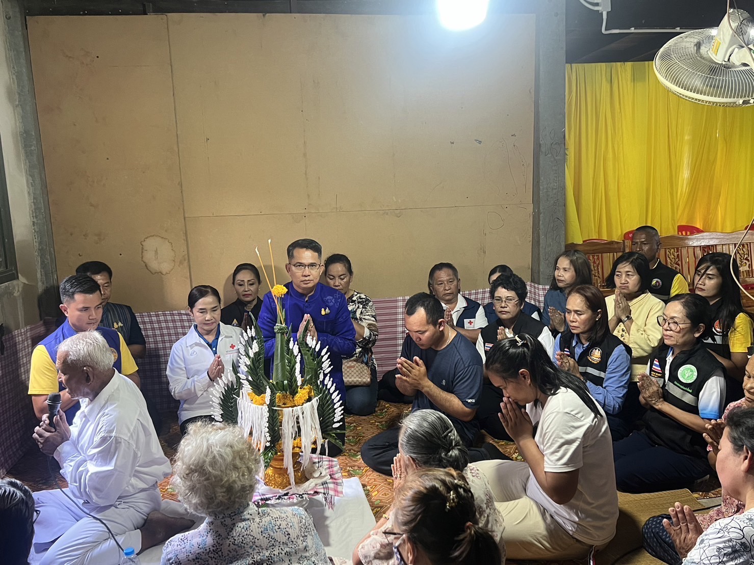 พช.ยโสธร ร่วมพิธีบายศรีสู่ขวัญและเยี่ยมครอบครัวผู้ประสบภัยจากสงครามในอิสราเอล ในพื้นที่ อำเภอเลิงนกทา จังหวัดยโสธร