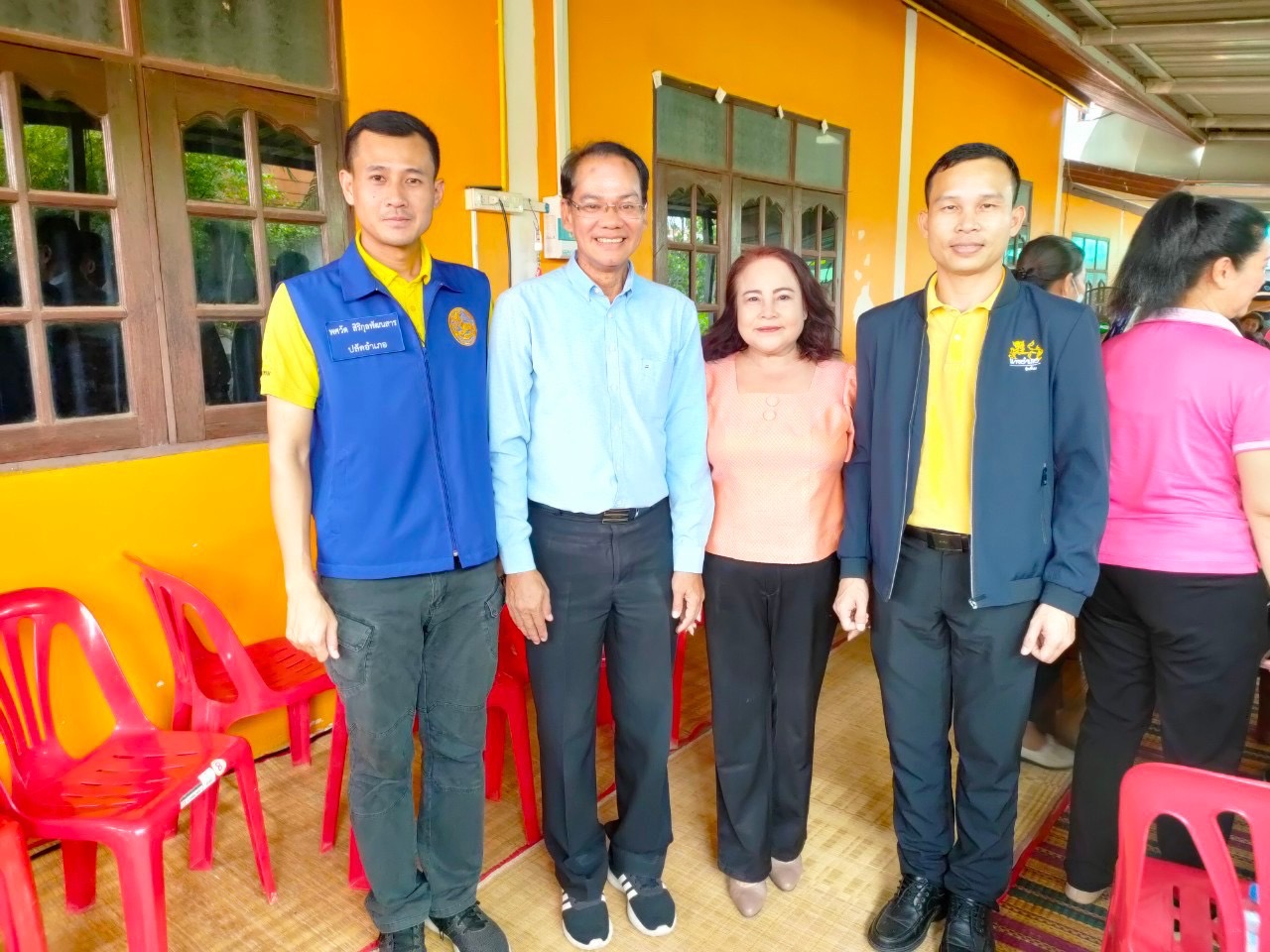 พช.ยโสธร ร่วมพิธีบายศรีสู่ขวัญและเยี่ยมครอบครัวผู้ประสบภัยจากสงครามในอิสราเอล ในพื้นที่ อำเภอเลิงนกทา จังหวัดยโสธร