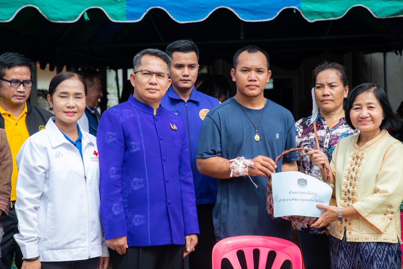 พช.ยโสธร ร่วมพิธีบายศรีสู่ขวัญและเยี่ยมครอบครัวผู้ประสบภัยจากสงครามในอิสราเอล ในพื้นที่ อำเภอเลิงนกทา จังหวัดยโสธร